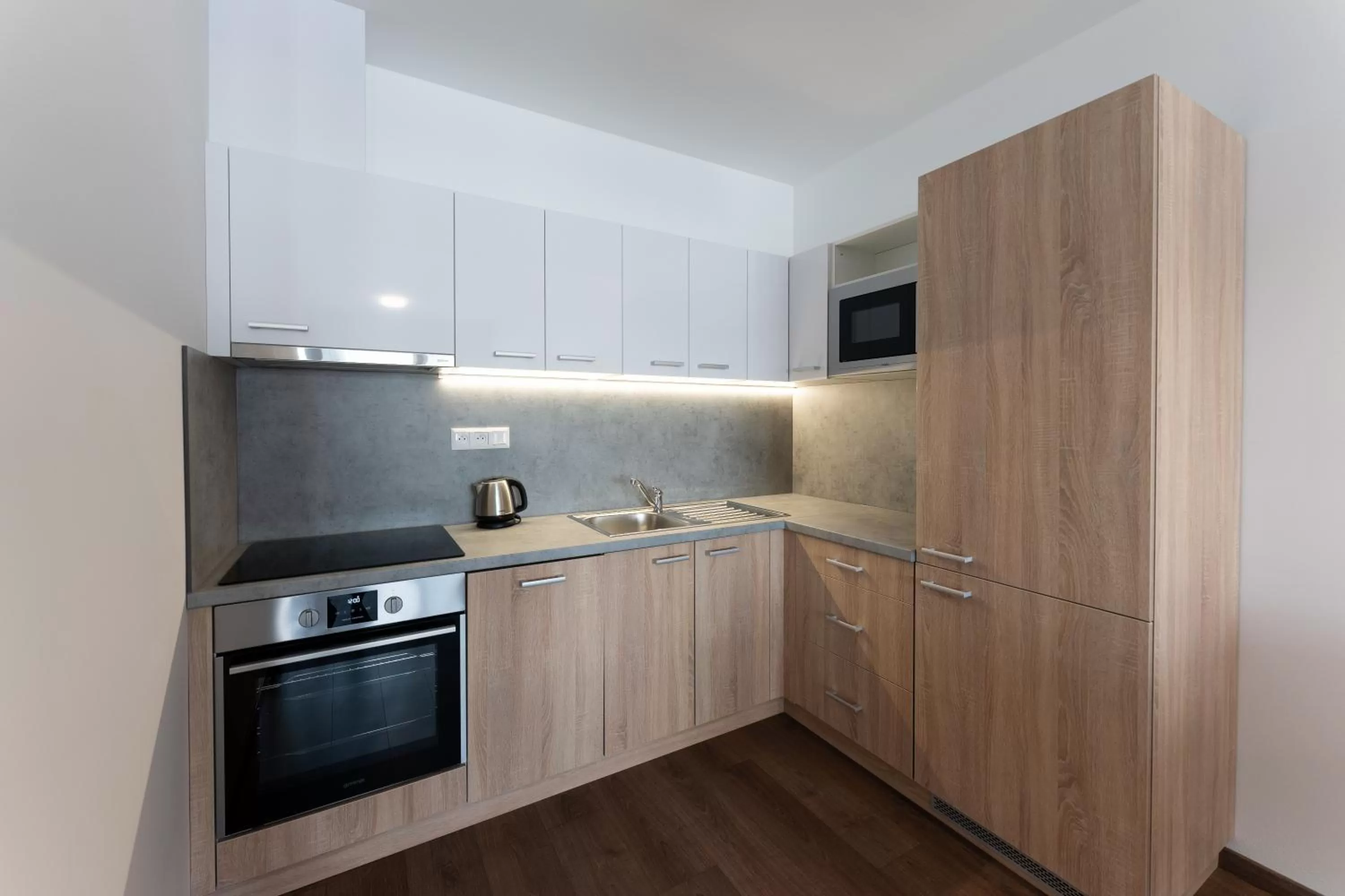 Kitchen or kitchenette in Metropolitan Star Apart Hotel
