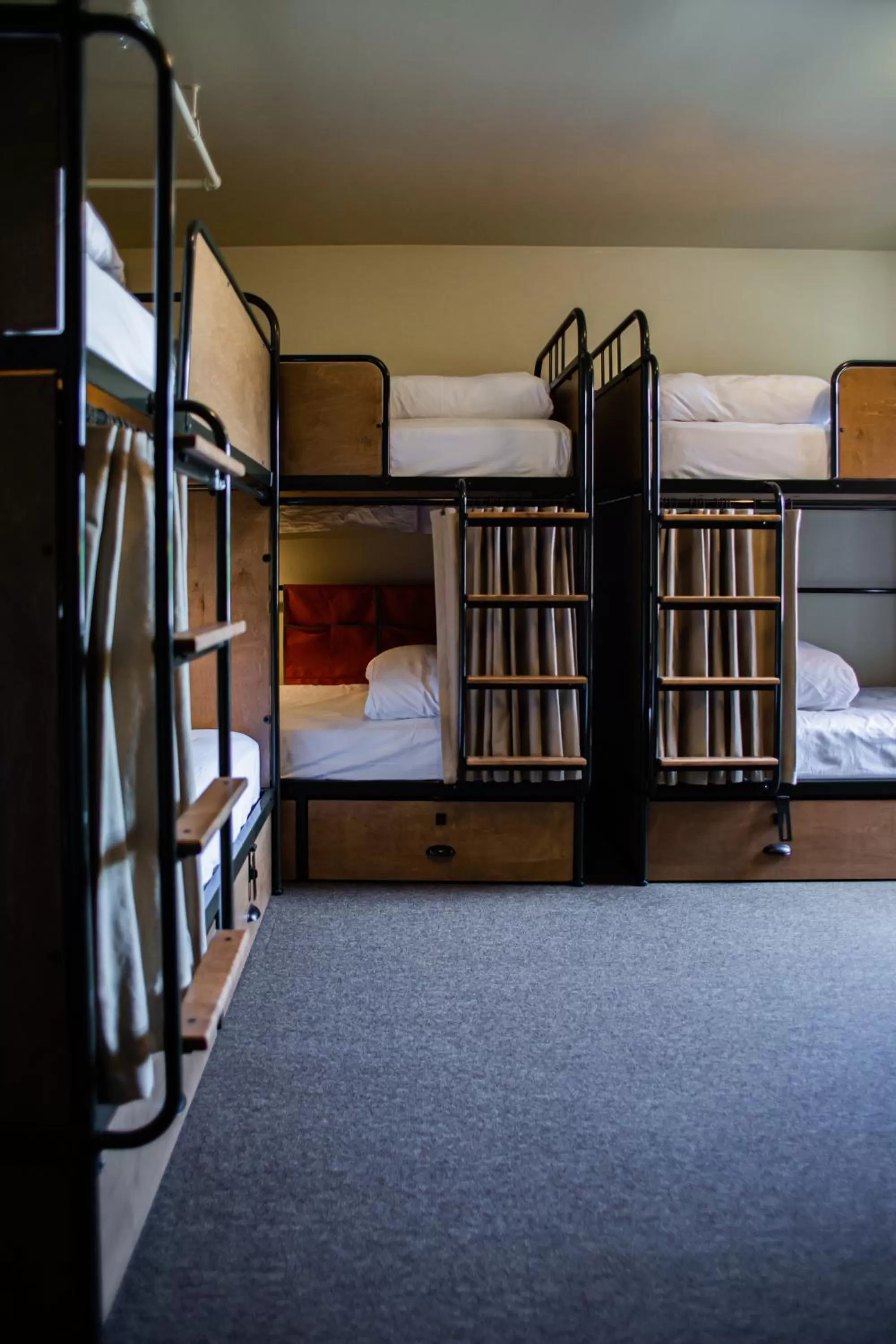 bunk bed, Bed in KEX Hotel