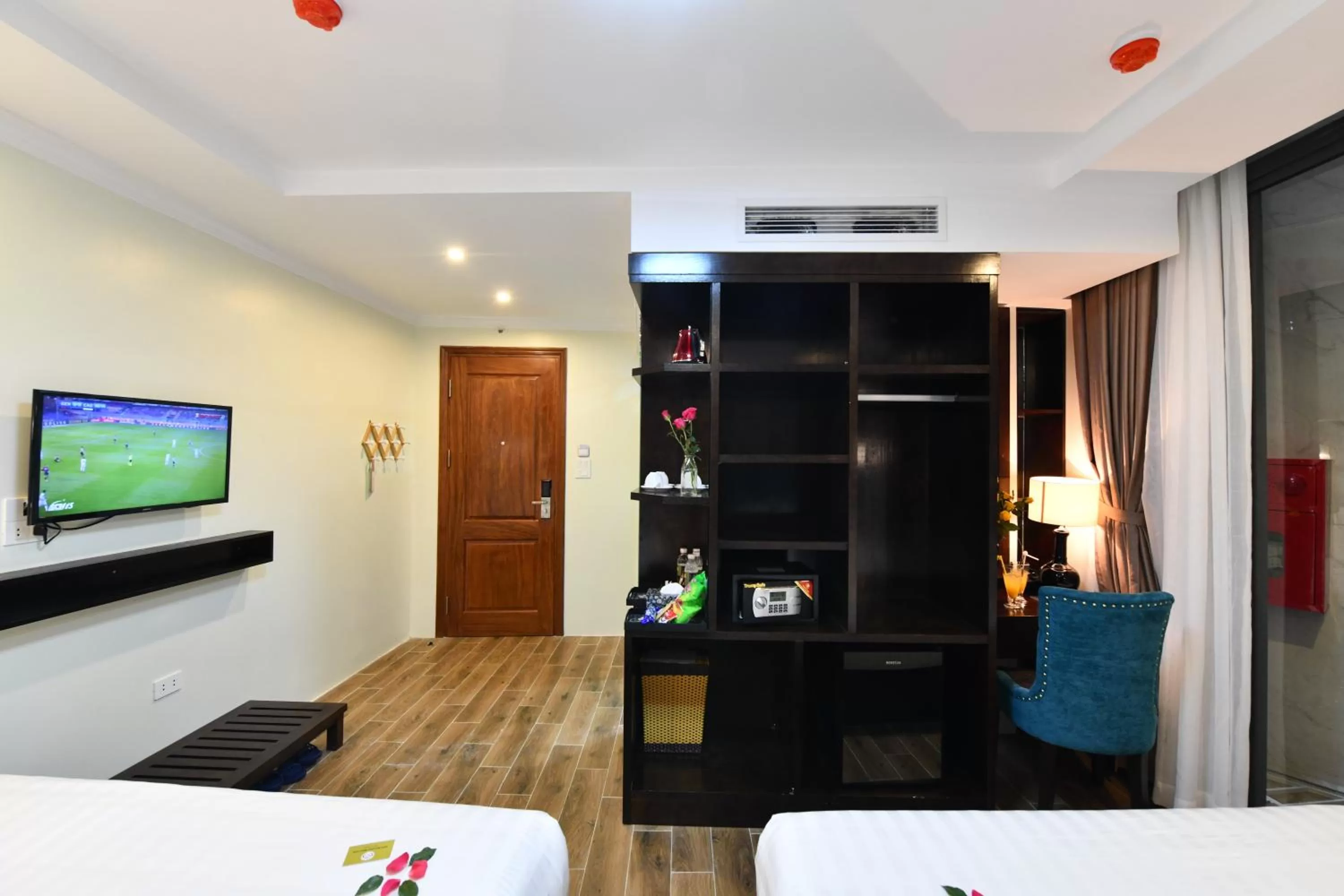 Bed in Bella Rosa Trendy Hotel & Spa