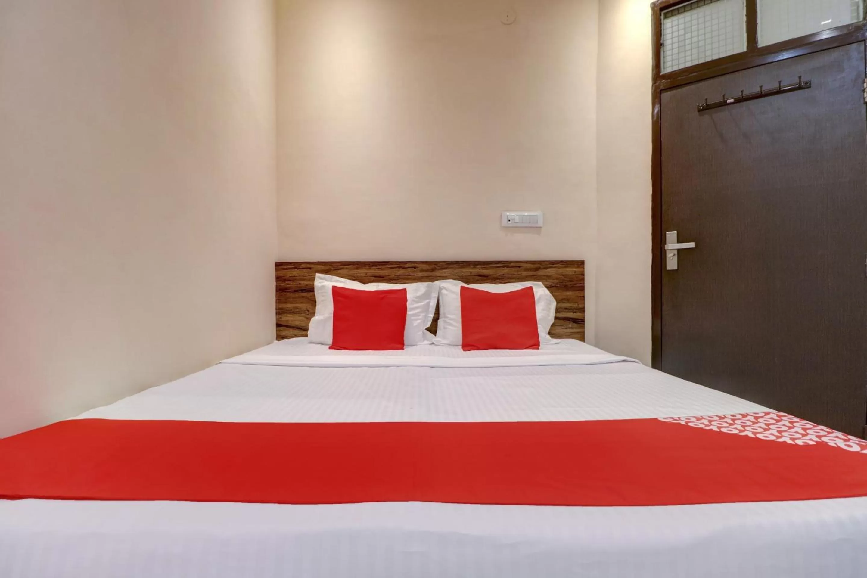 Bedroom, Bed in OYO Flagship 77562 Hotel Kabir