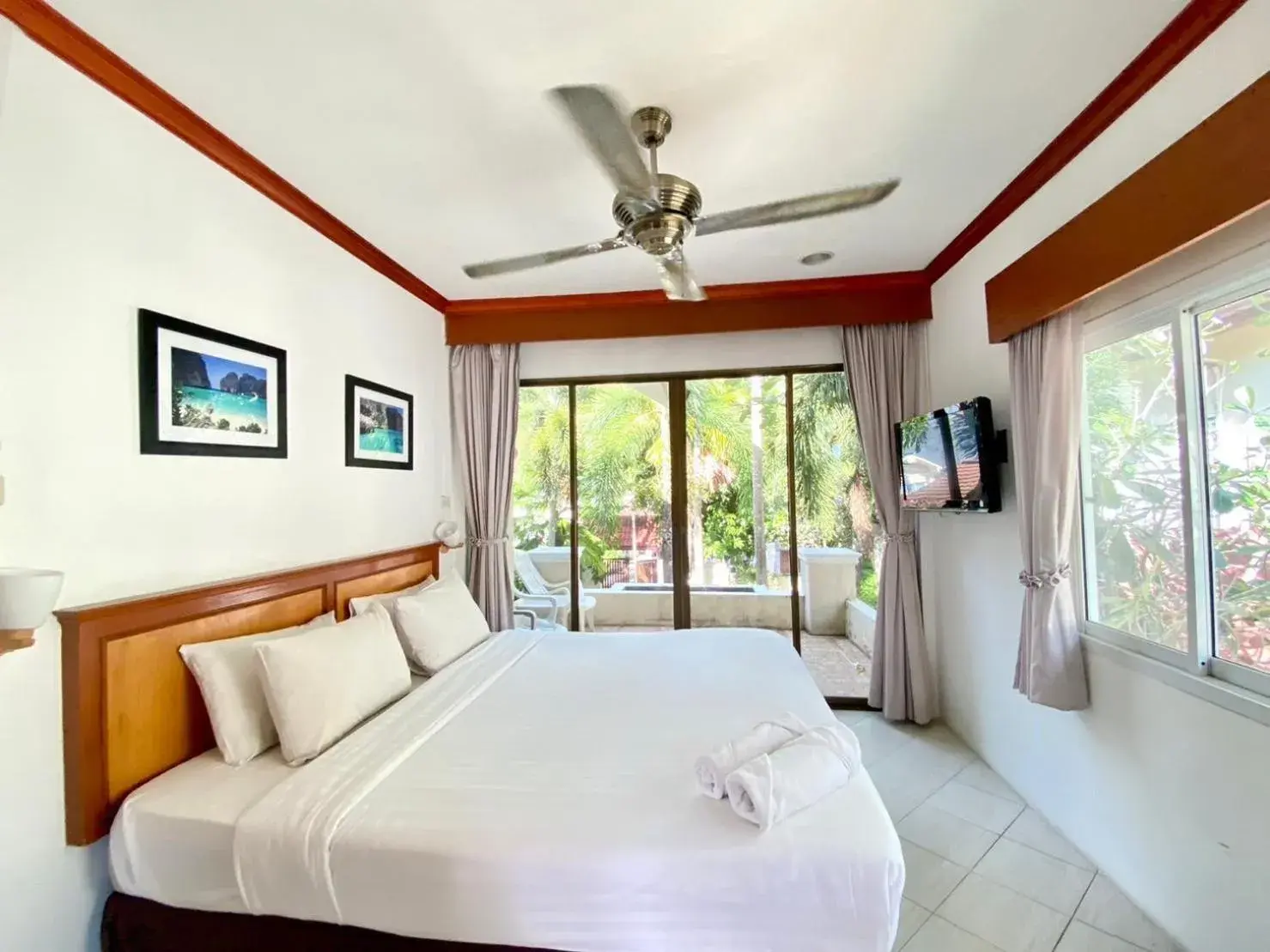 Deluxe Double Room with Balcony in Garden Home Kata Deluxe Double Room with Balcony in Garden Home Kata