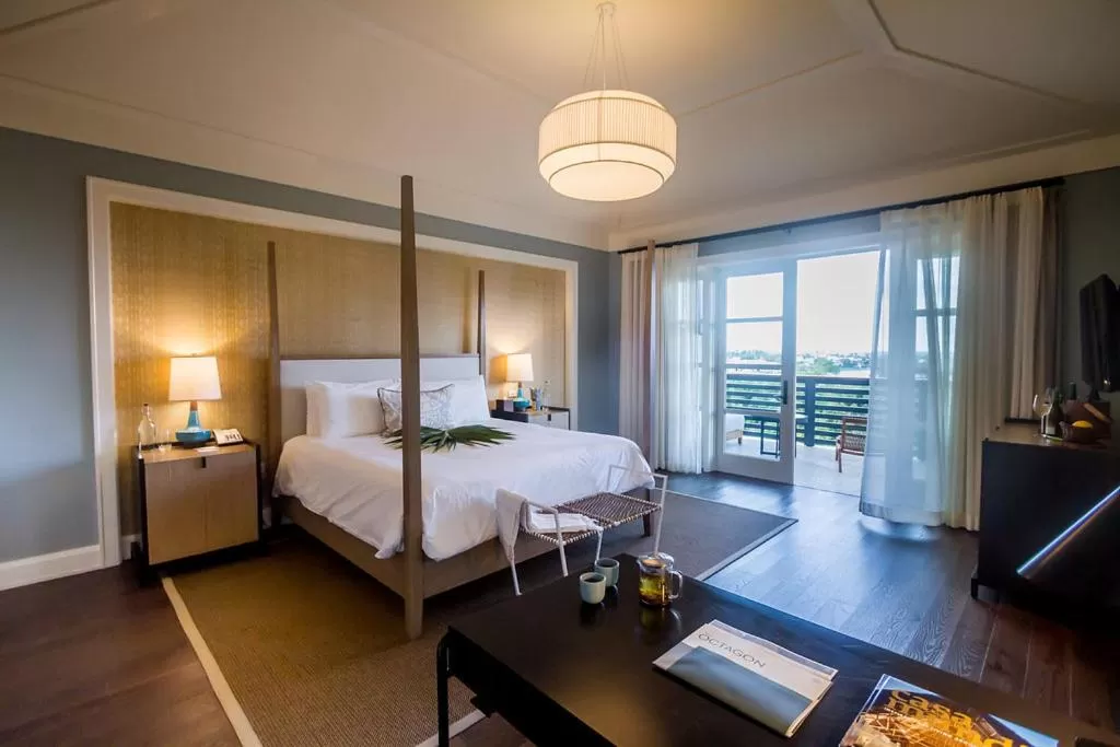 Photo of the whole room, Bed in The Island House