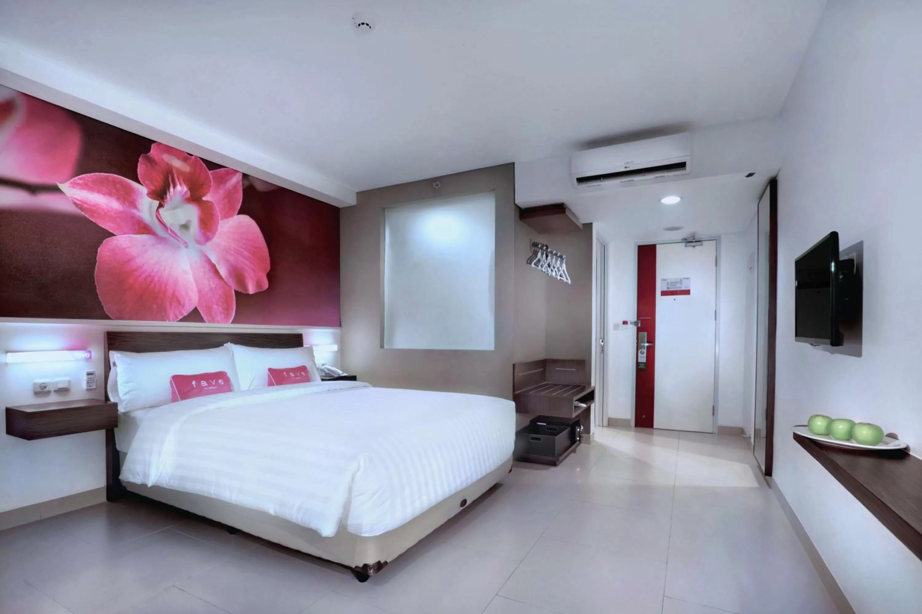 Bedroom, Bed in favehotel Margonda
