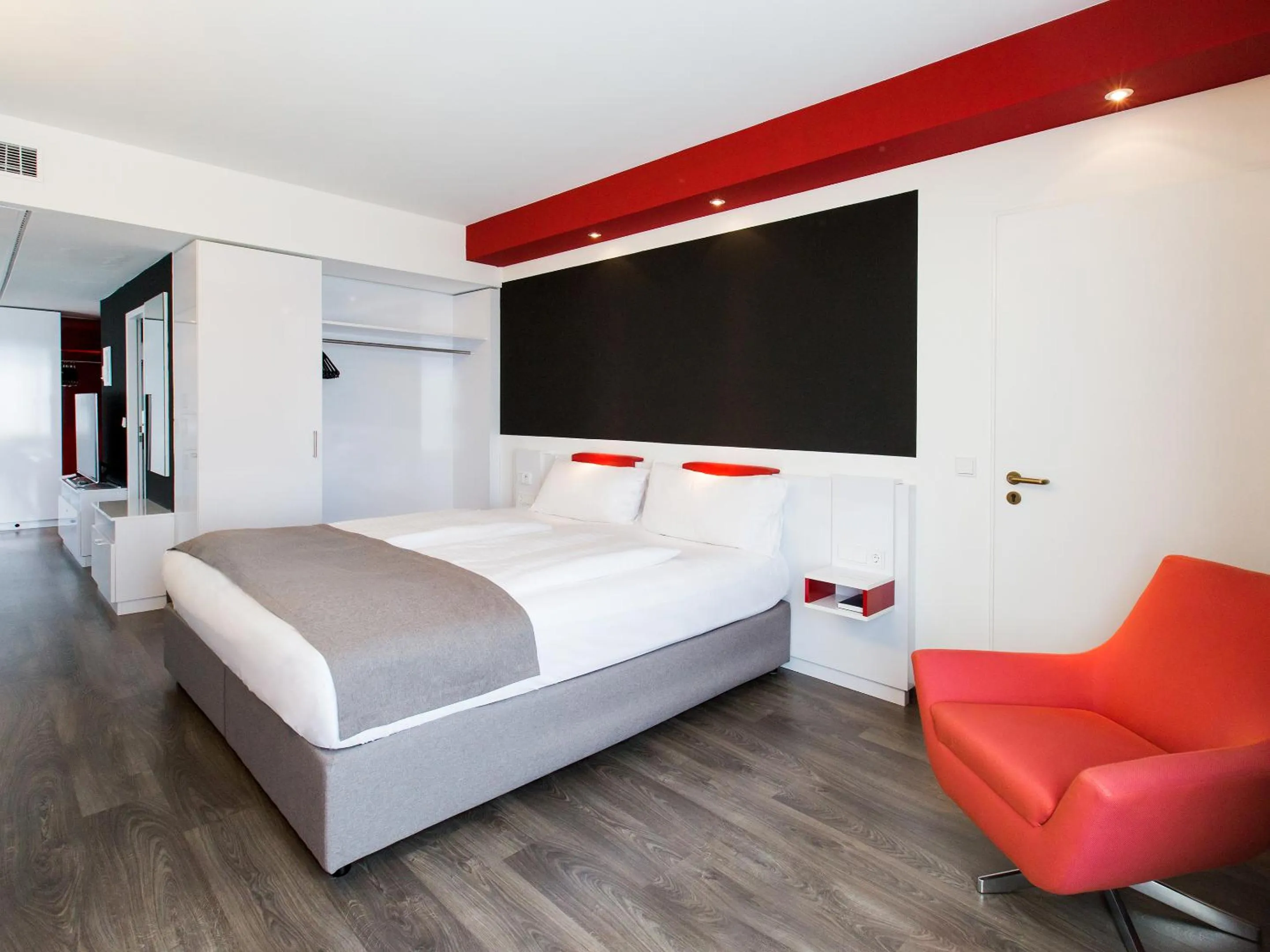 Photo of the whole room, Bed in DORMERO Hotel Stuttgart