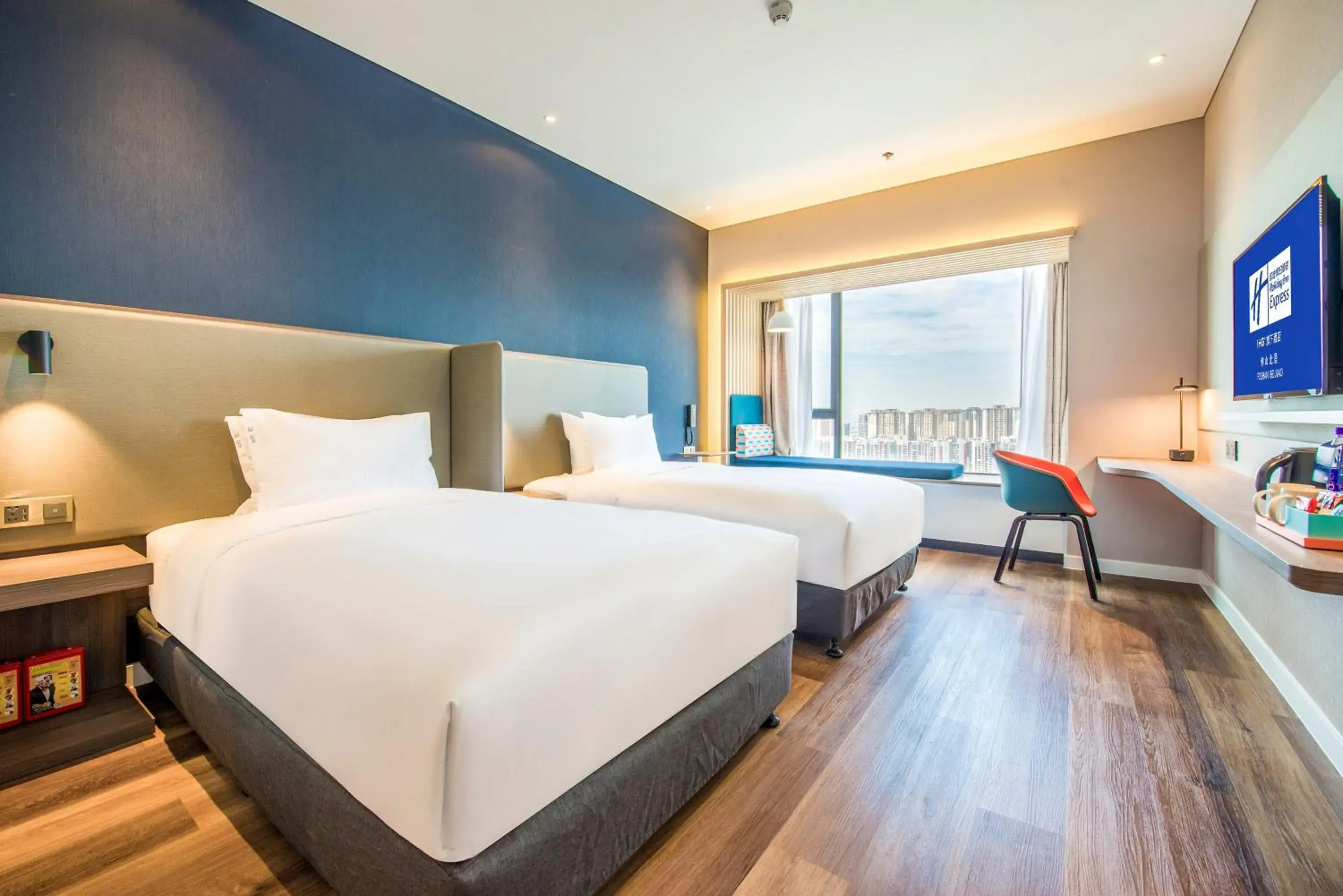 Standard Twin Room in Holiday Inn Express Foshan Beijiao, an IHG Hotel Standard Twin Room in Holiday Inn Express Foshan Beijiao, an IHG Hotel