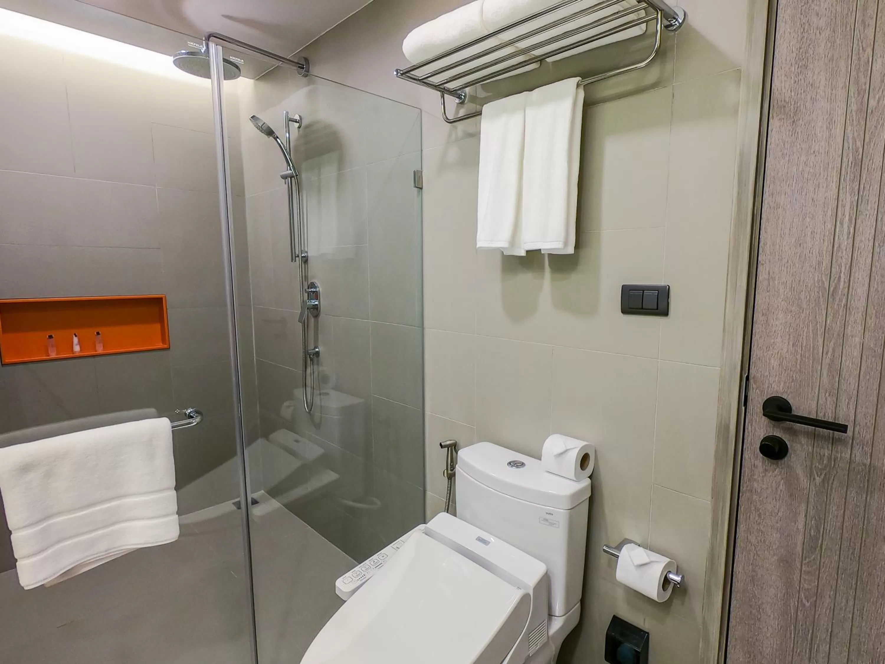 Shower in Oakwood Residence Sukhumvit Thonglor Bangkok