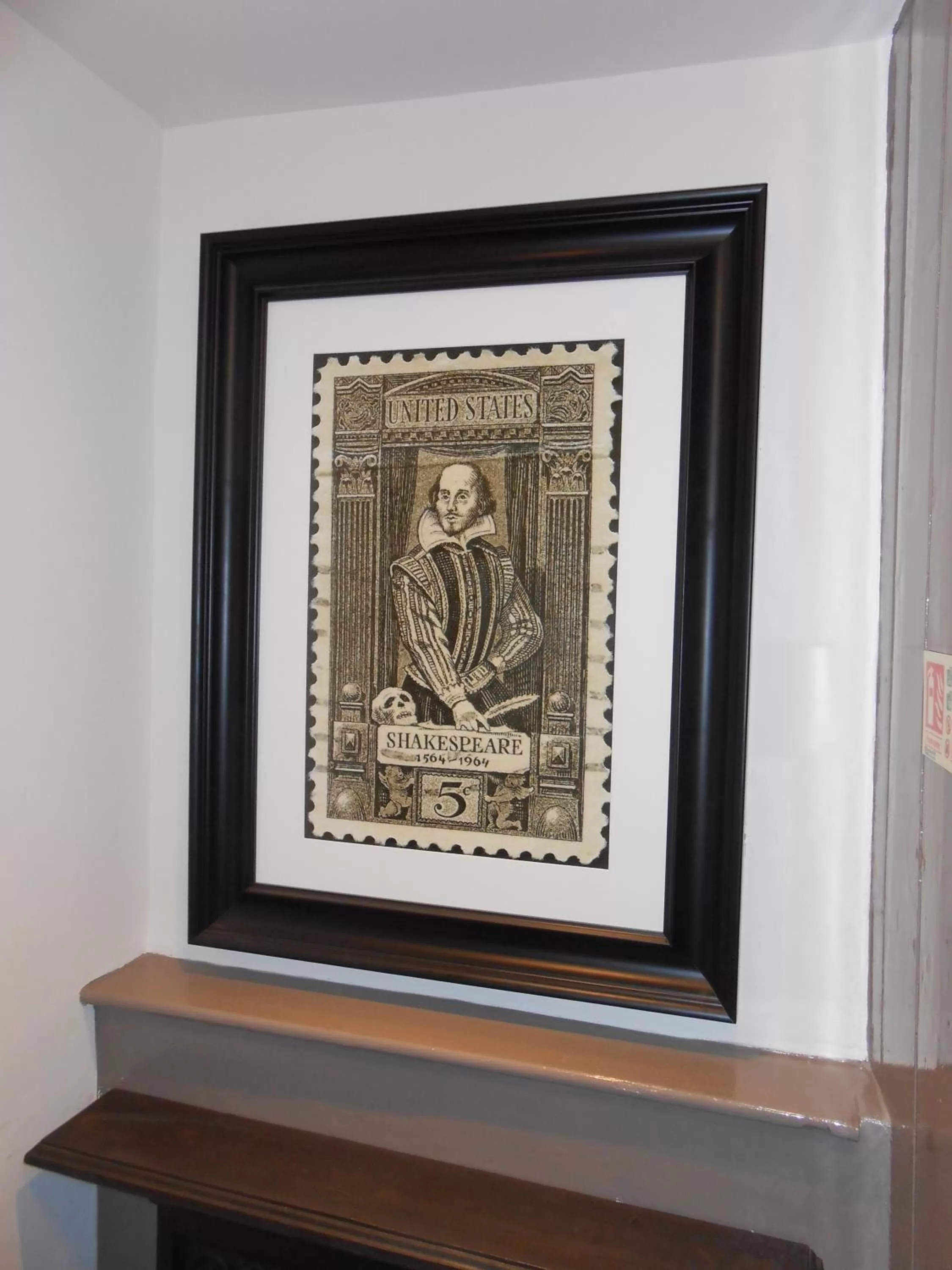 Decorative detail in Pen and Parchment by Greene King Inns