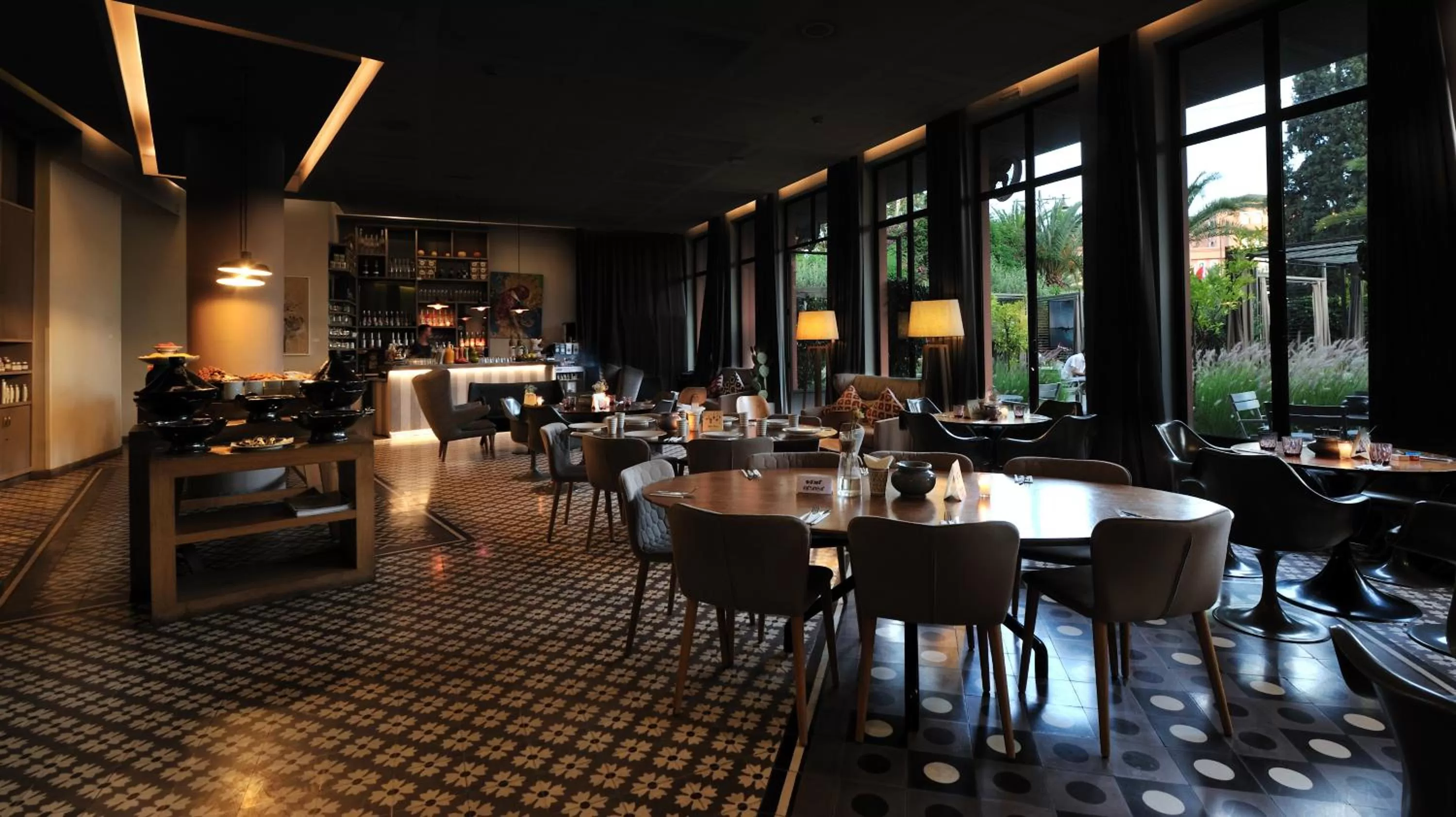 Restaurant/places to eat in Novotel Marrakech Hivernage