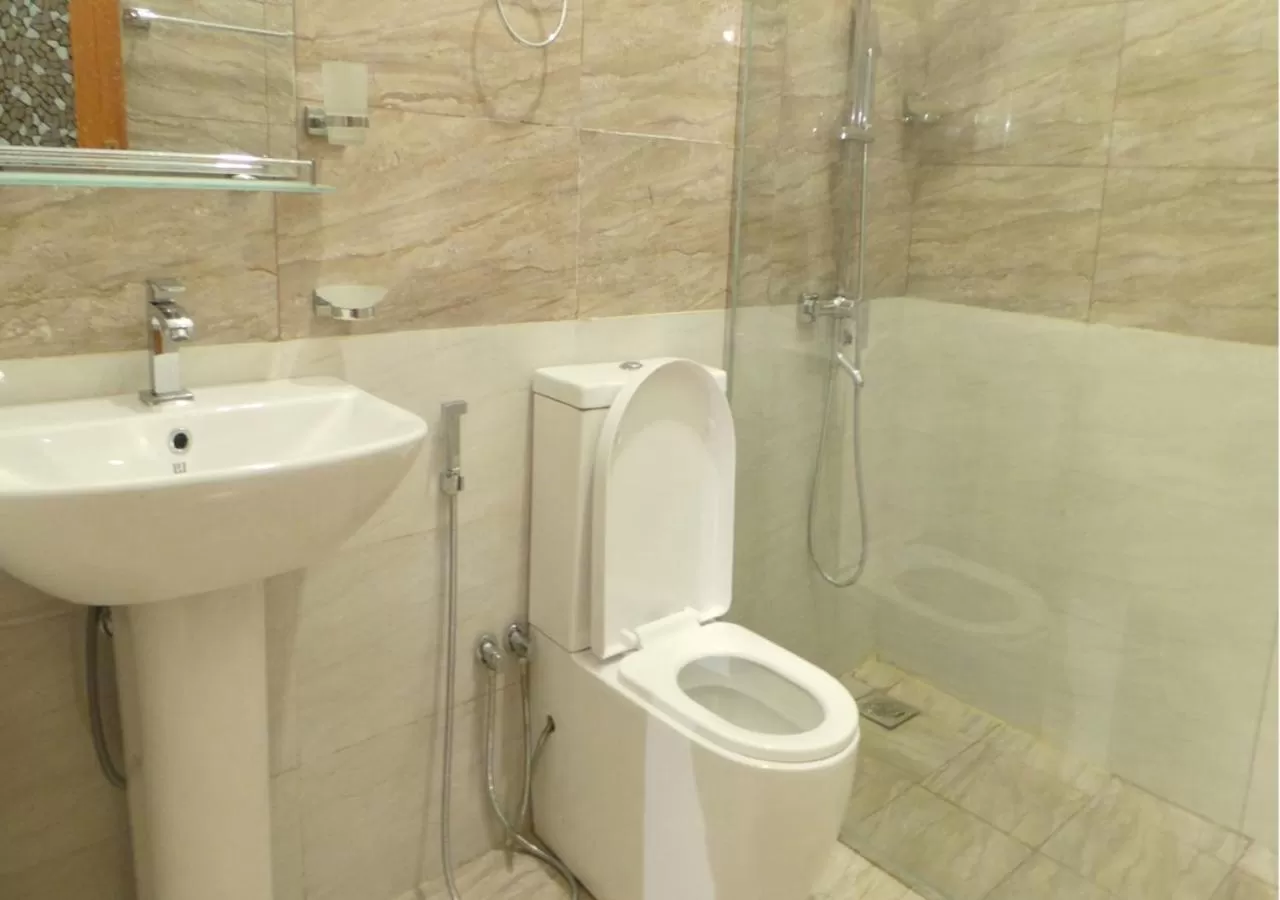 Shower, Bathroom in WindMill Beach Villa and Hotel