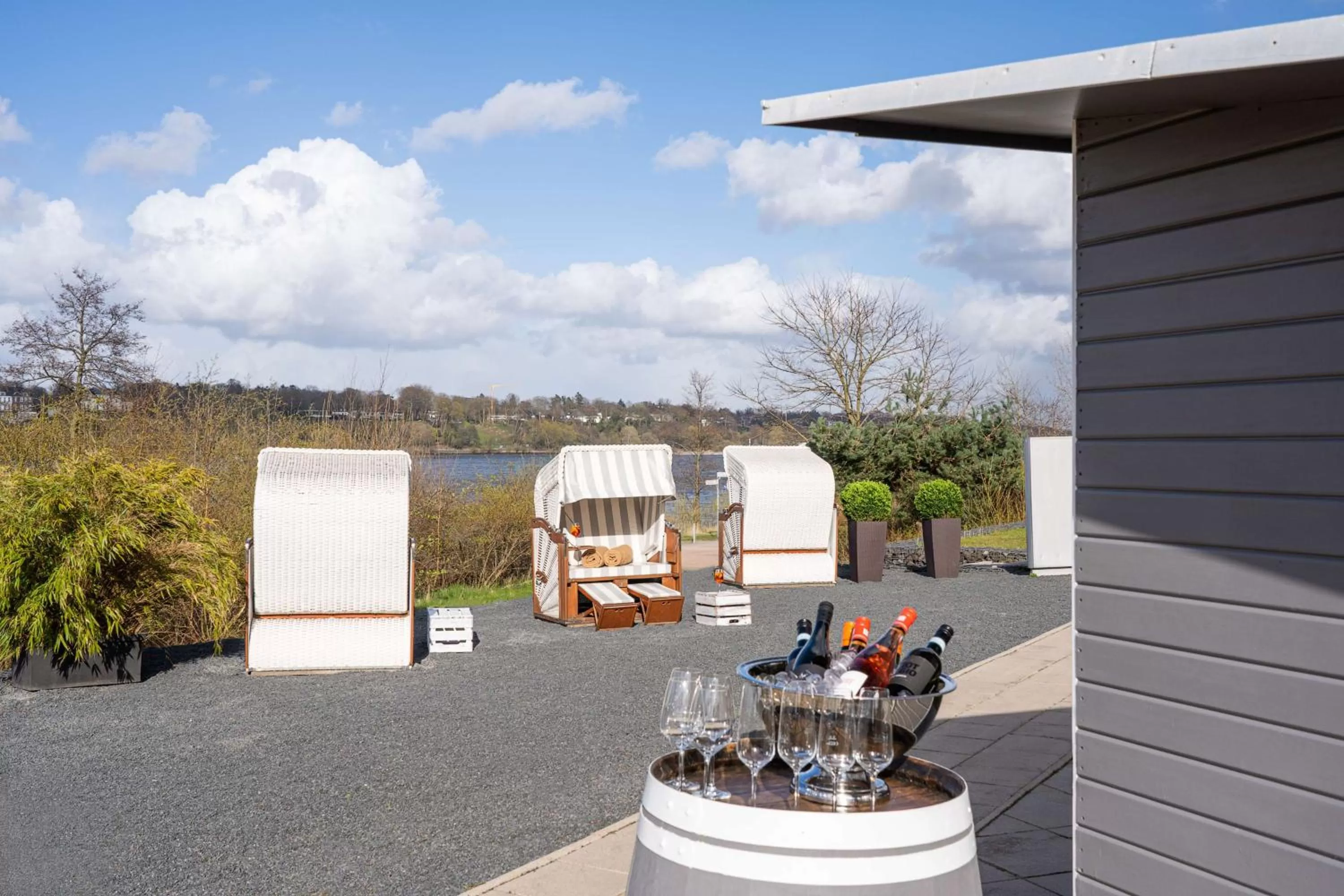 Property building in elaya hotel hamburg finkenwerder