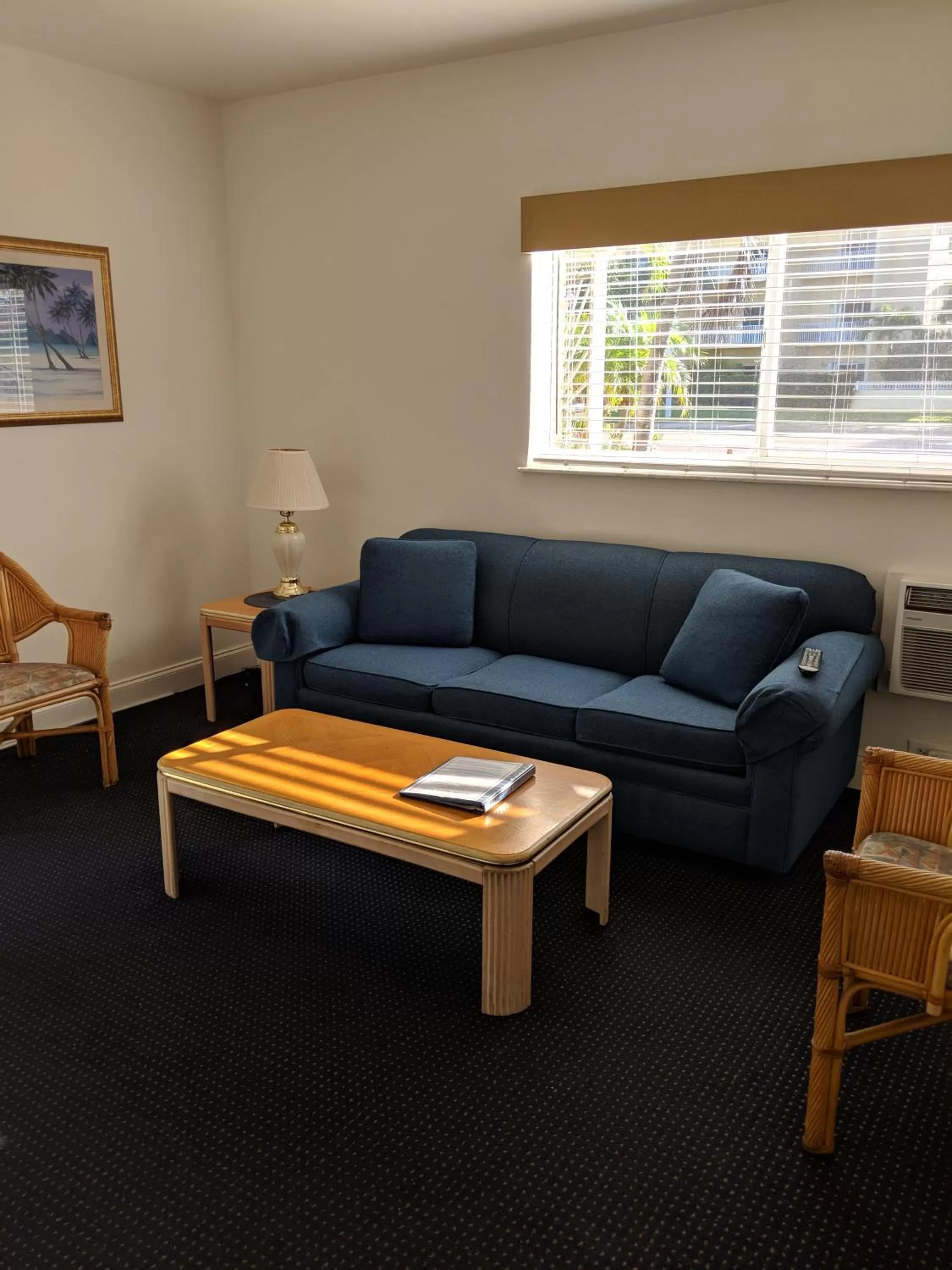 Living room, Seating Area in Arvilla Motel