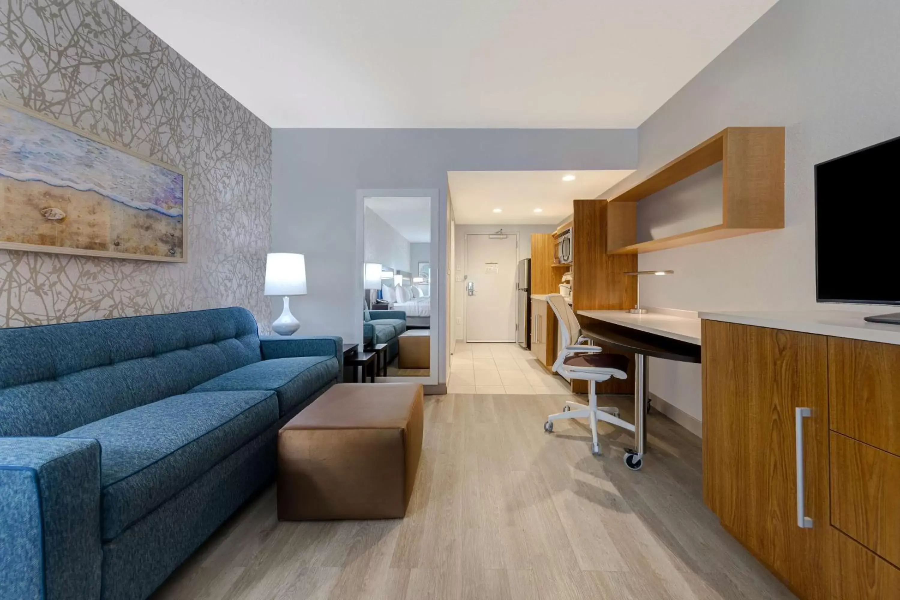 Studio Suite with Two Queen Beds - Hearing Access/Non-Smoking in Home2 Suites by Hilton Orlando International Drive South - Free Shuttle to Theme Parks Studio Suite with Two Queen Beds - Hearing Access/Non-Smoking in Home2 Suites by Hilton Orlando International Drive South - Free Shuttle to Theme Parks