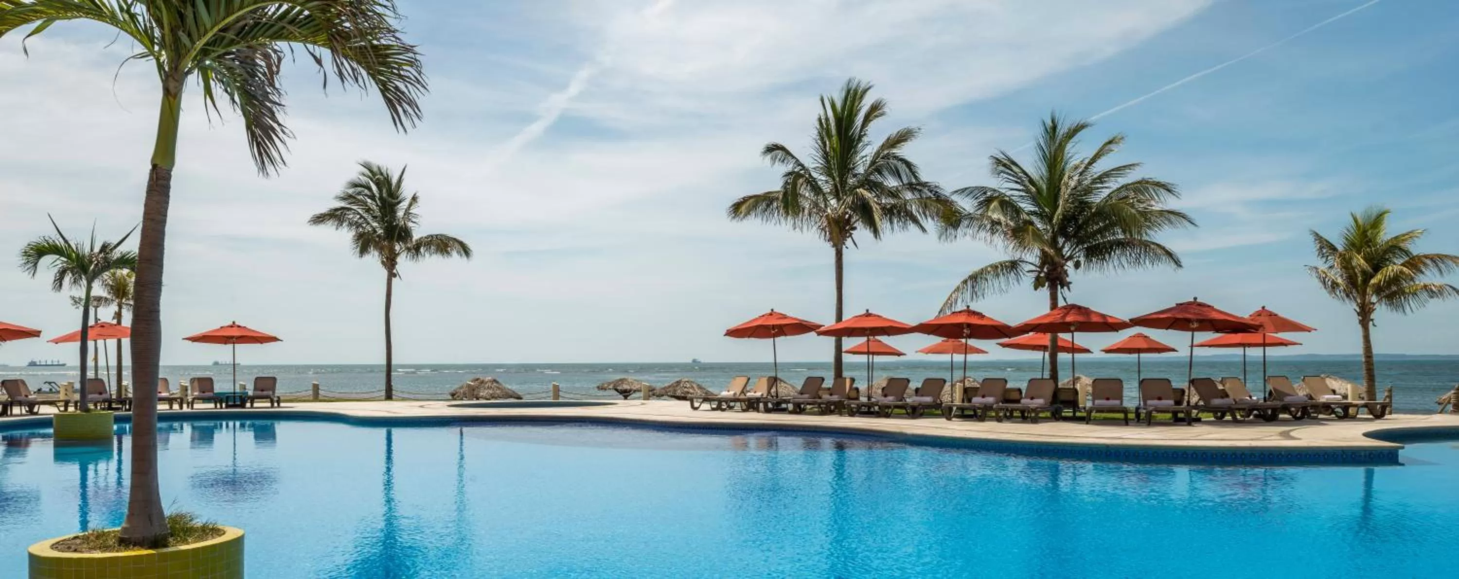 Swimming pool in Camino Real Veracruz