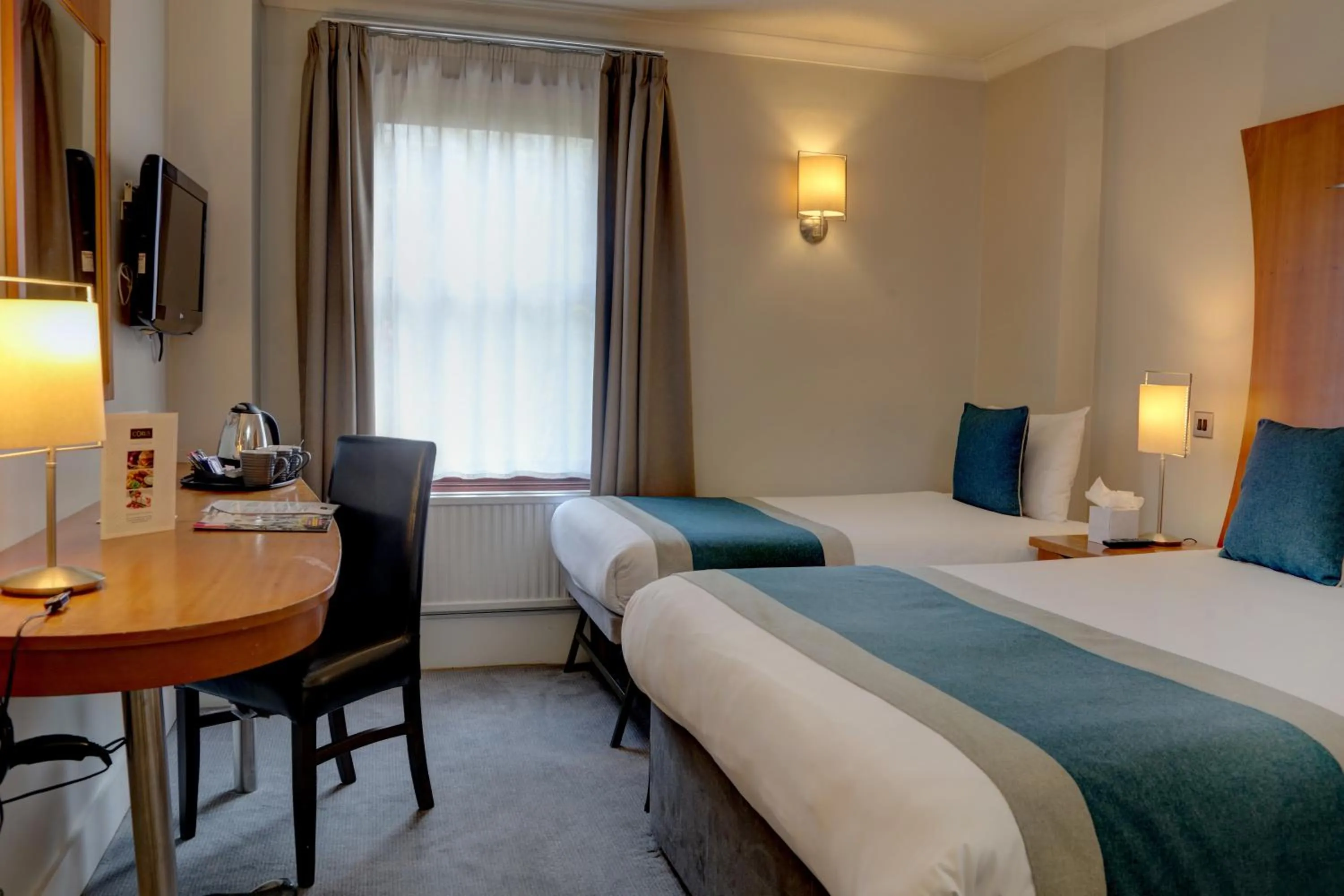 Bedroom in Corus Hyde Park Hotel