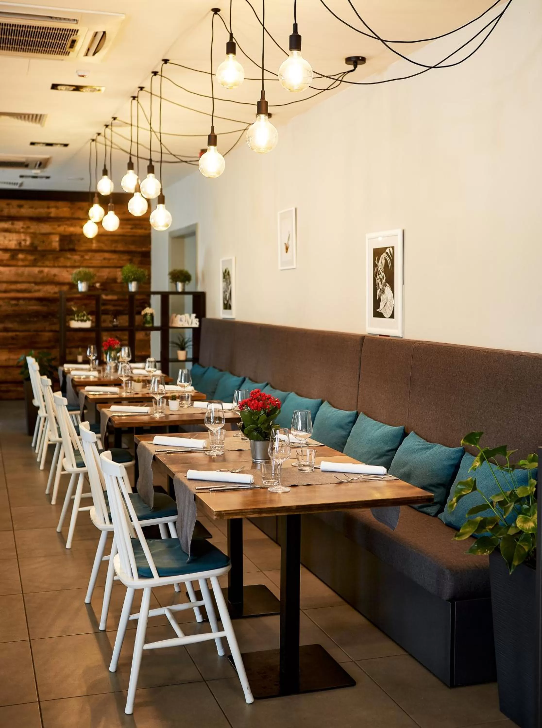 Restaurant/places to eat in Hotel Štacija