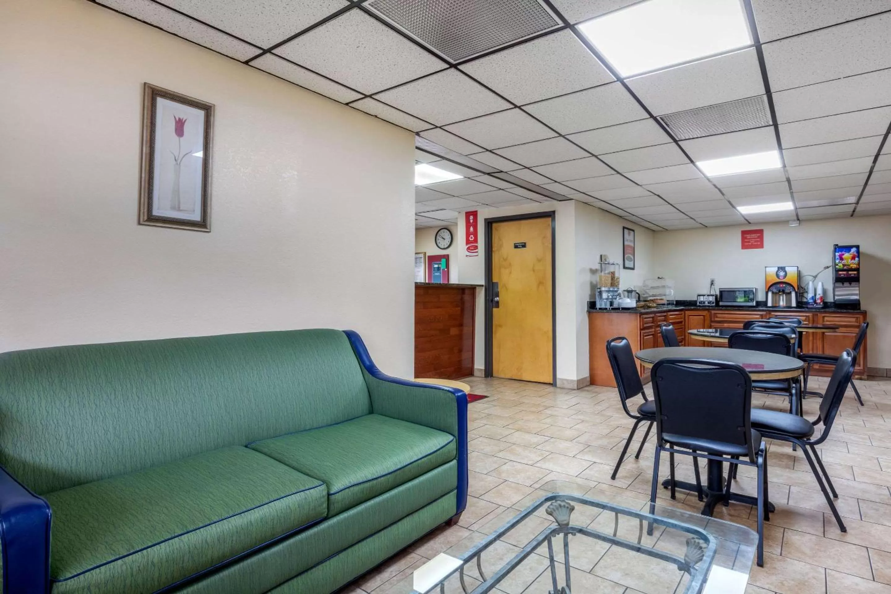 Lobby or reception in Econo Lodge Chattanooga Northeast - Ooltewah