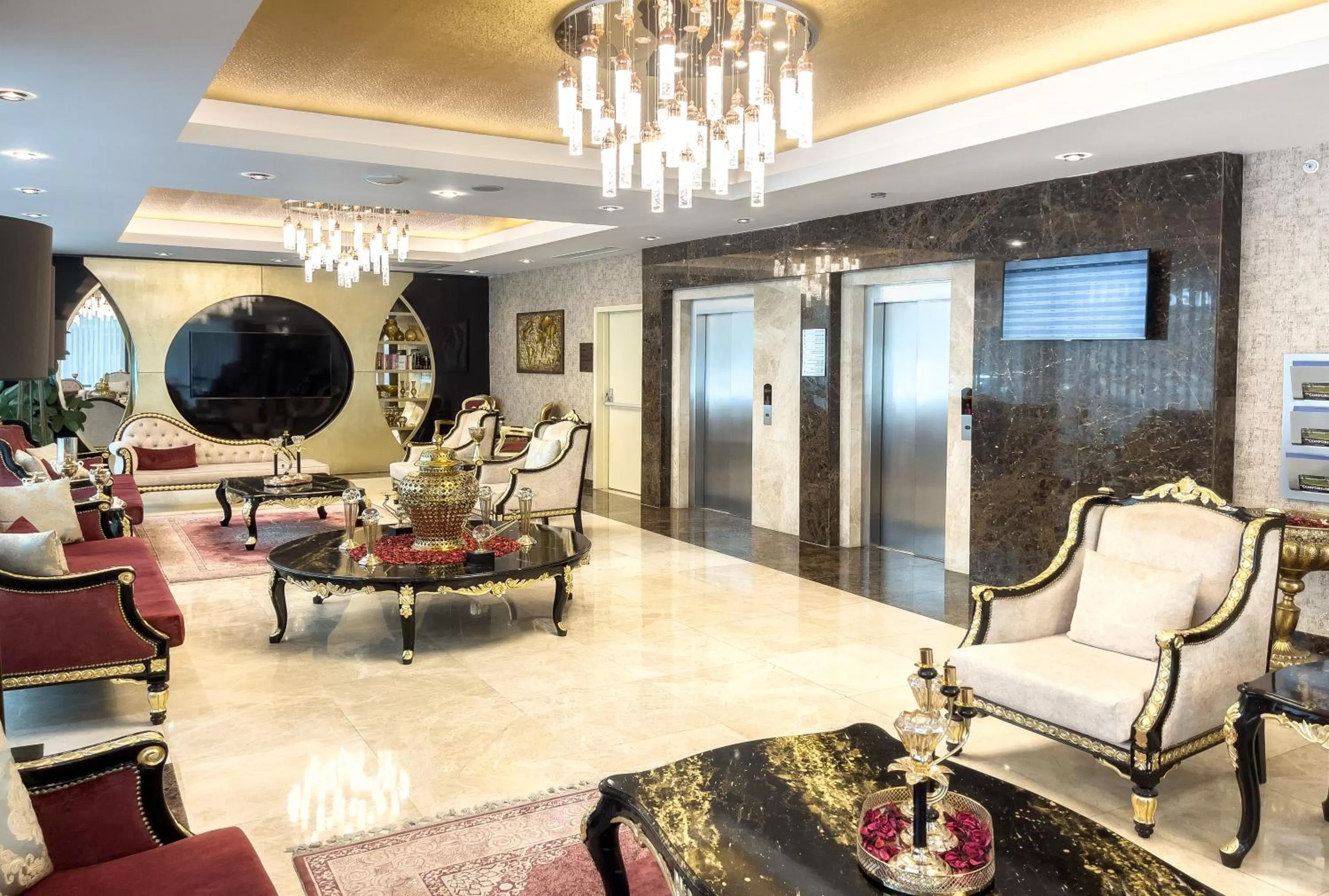 People in The Conforium Hotel İstanbul