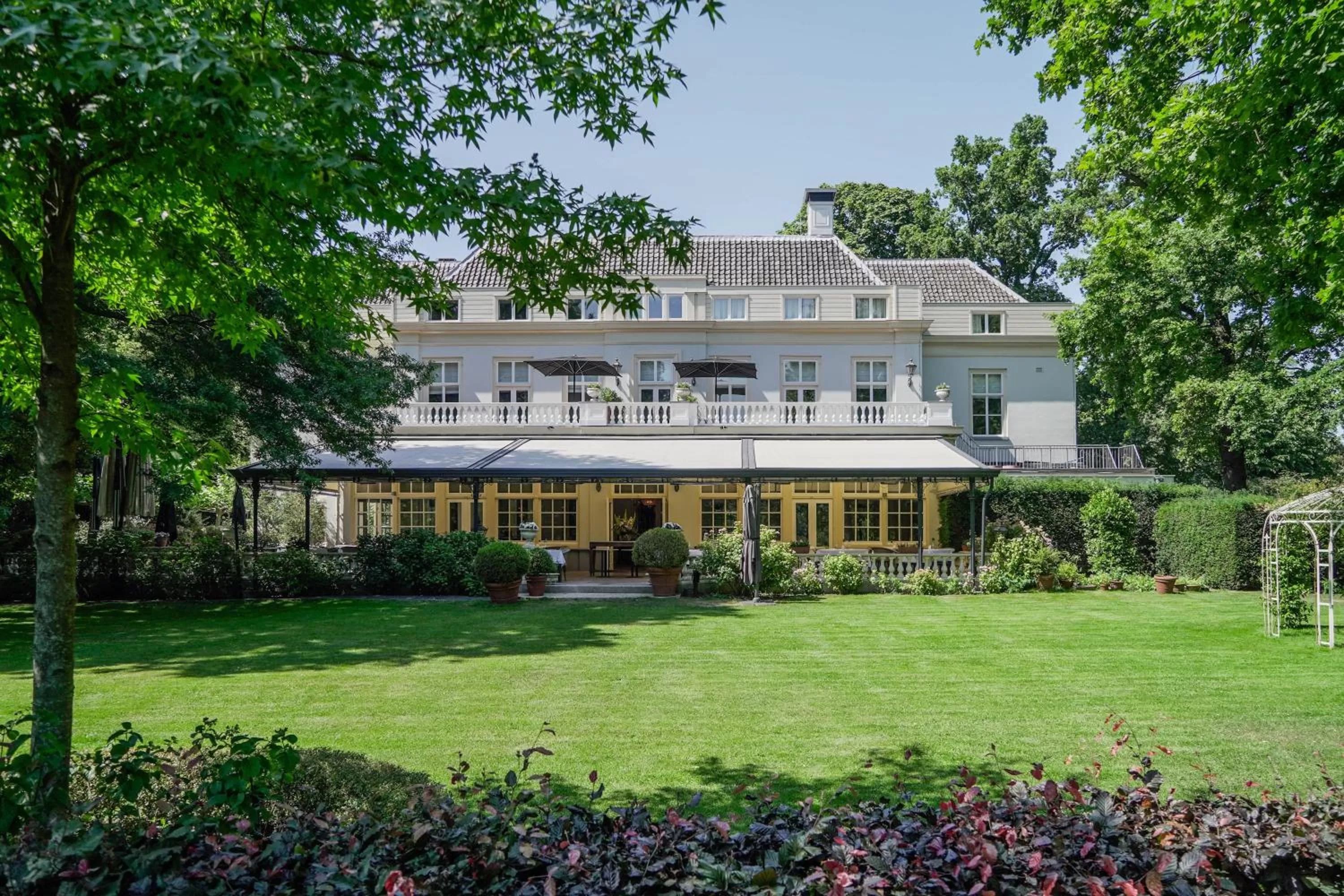 Balcony/Terrace in Central Park Voorburg - Relais & Chateaux