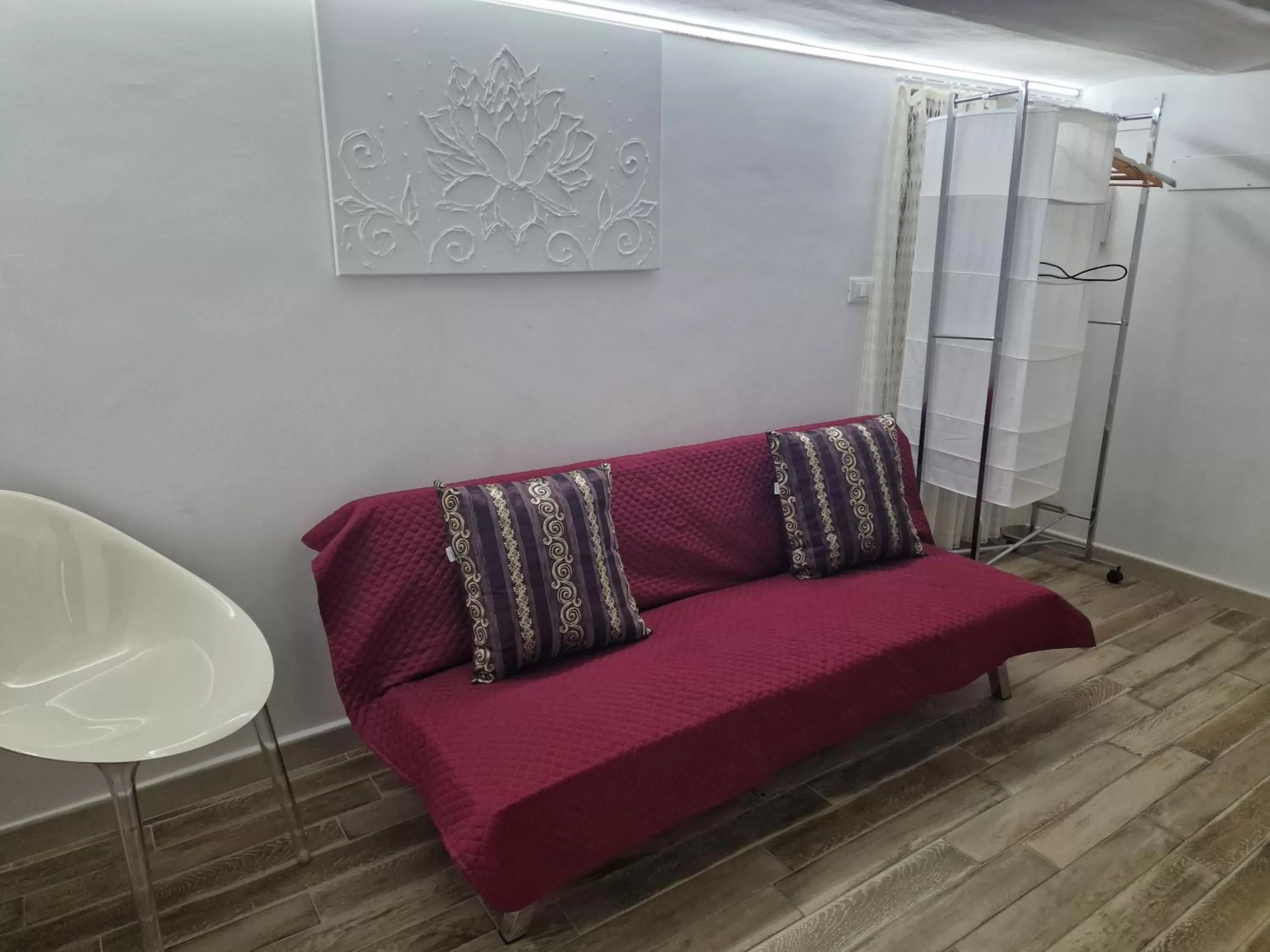 Seating area in Calypso Il Binario Elegance