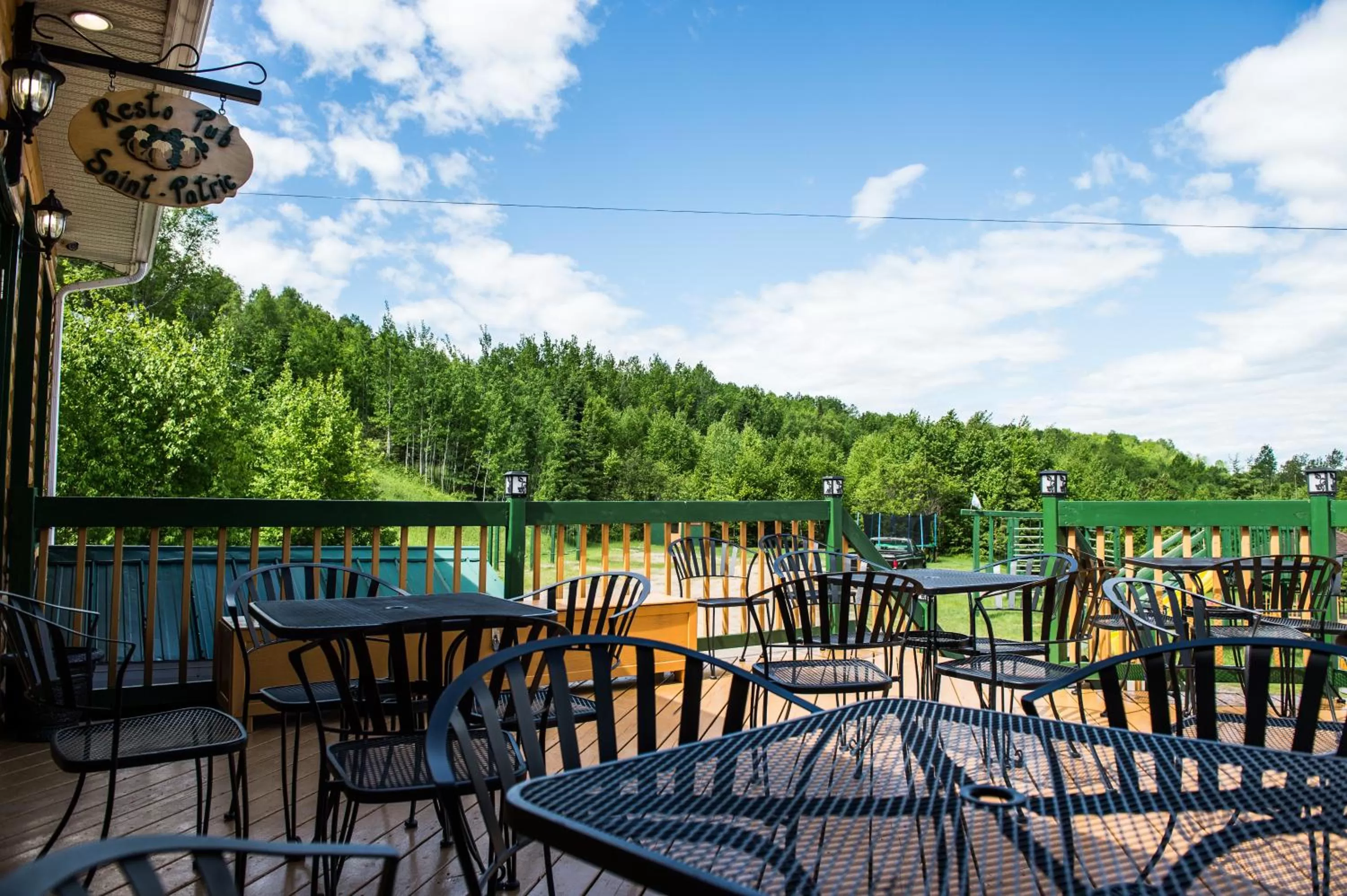 Balcony/Terrace in Auberge Éva