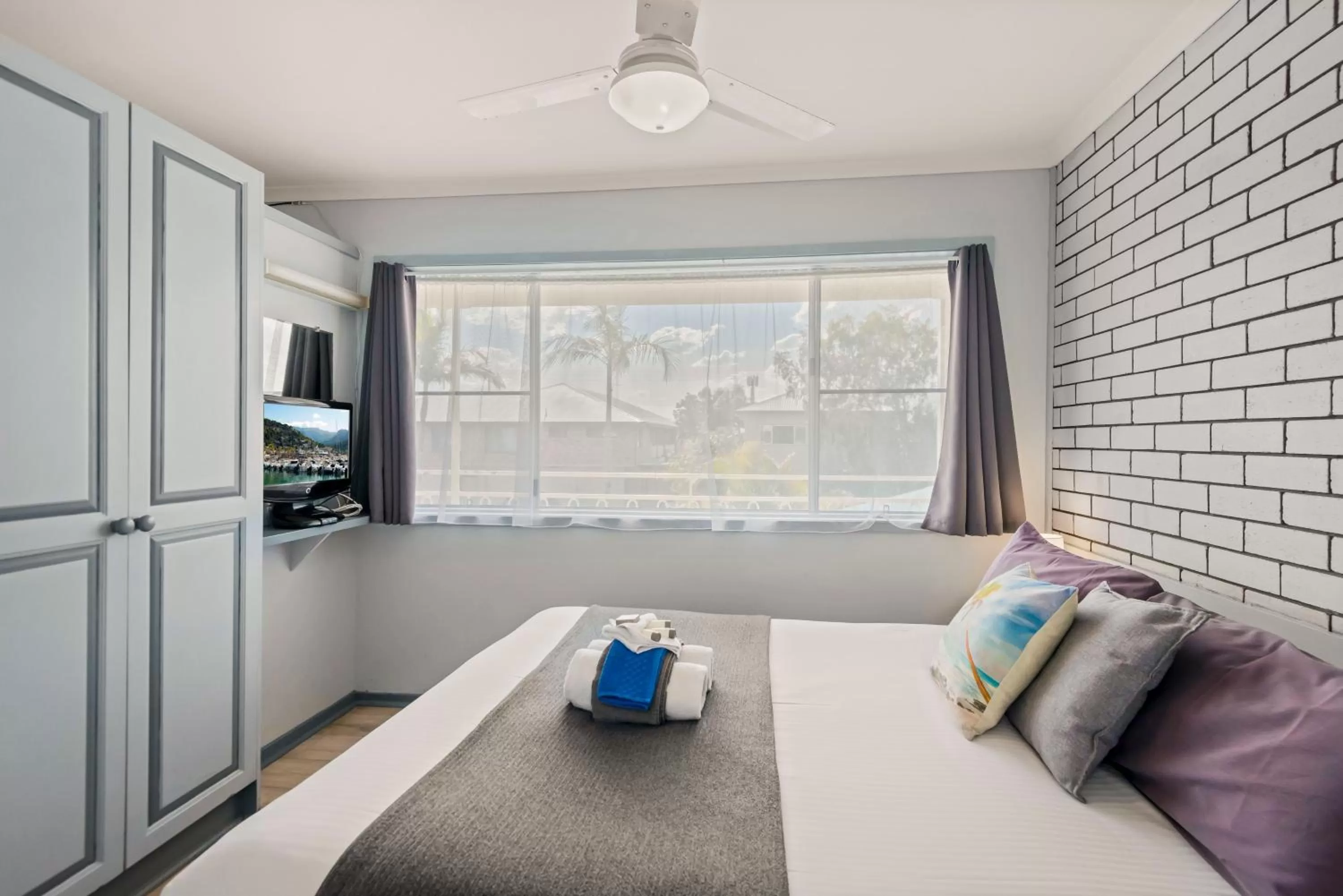 Bedroom, Bed in Pacific Motor Inn