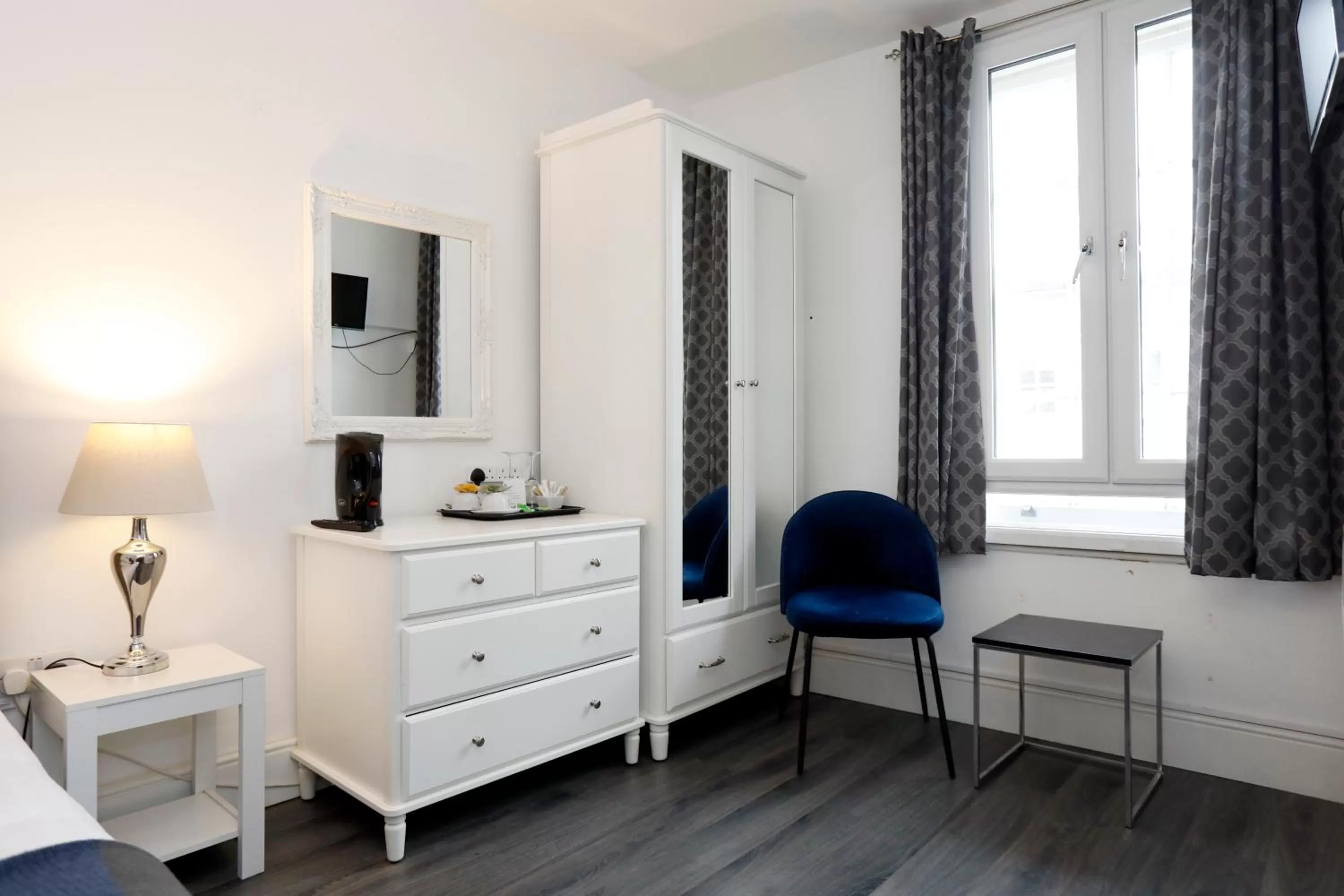 Bed in Bexley Village Hotel