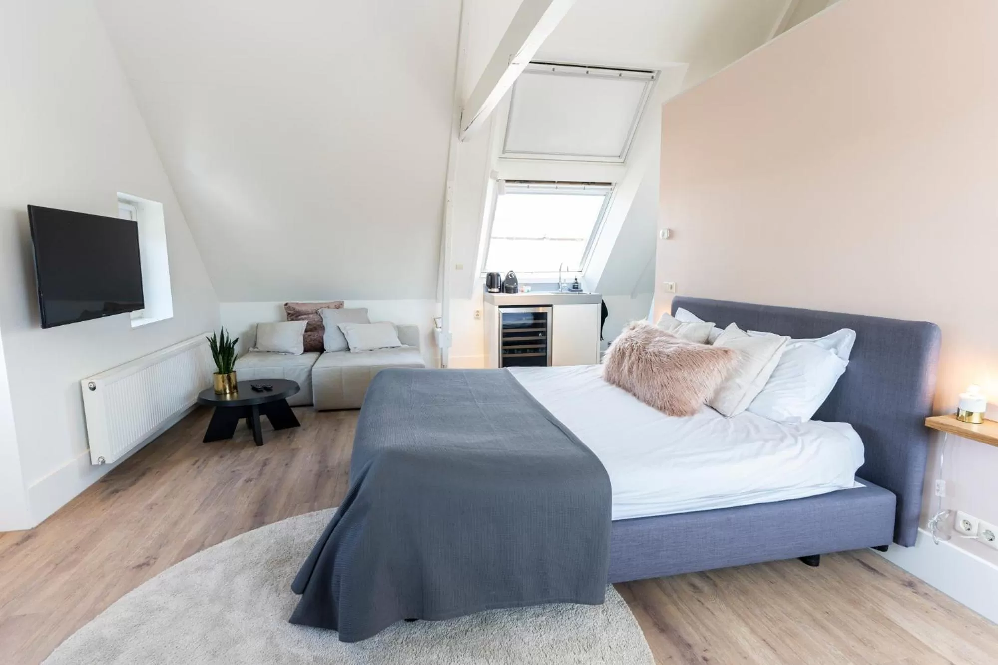 Photo of the whole room, Bed in Gravenstraat