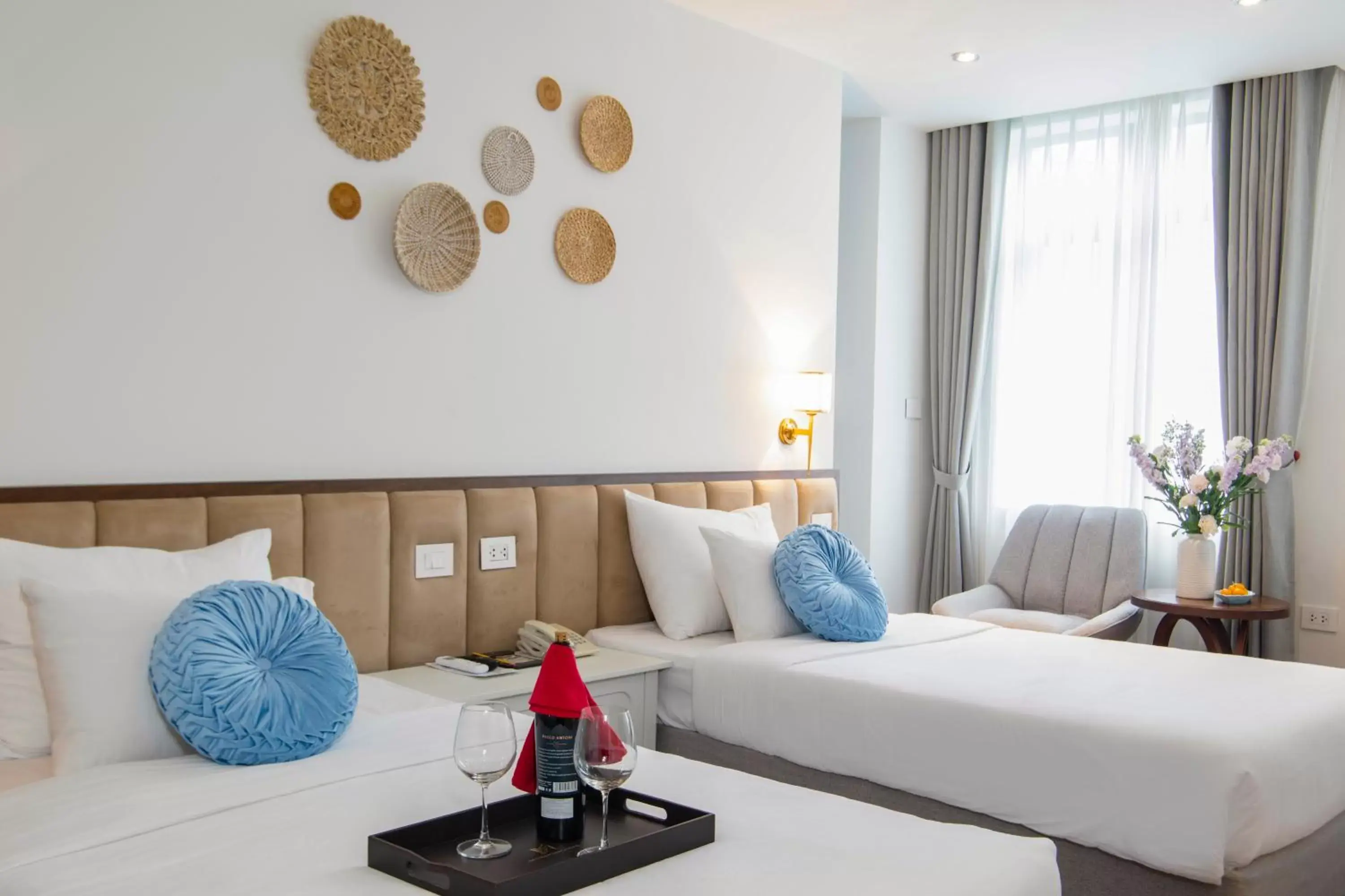 Executive Double with City View in Western Hanoi Hotel Executive Double with City View in Western Hanoi Hotel