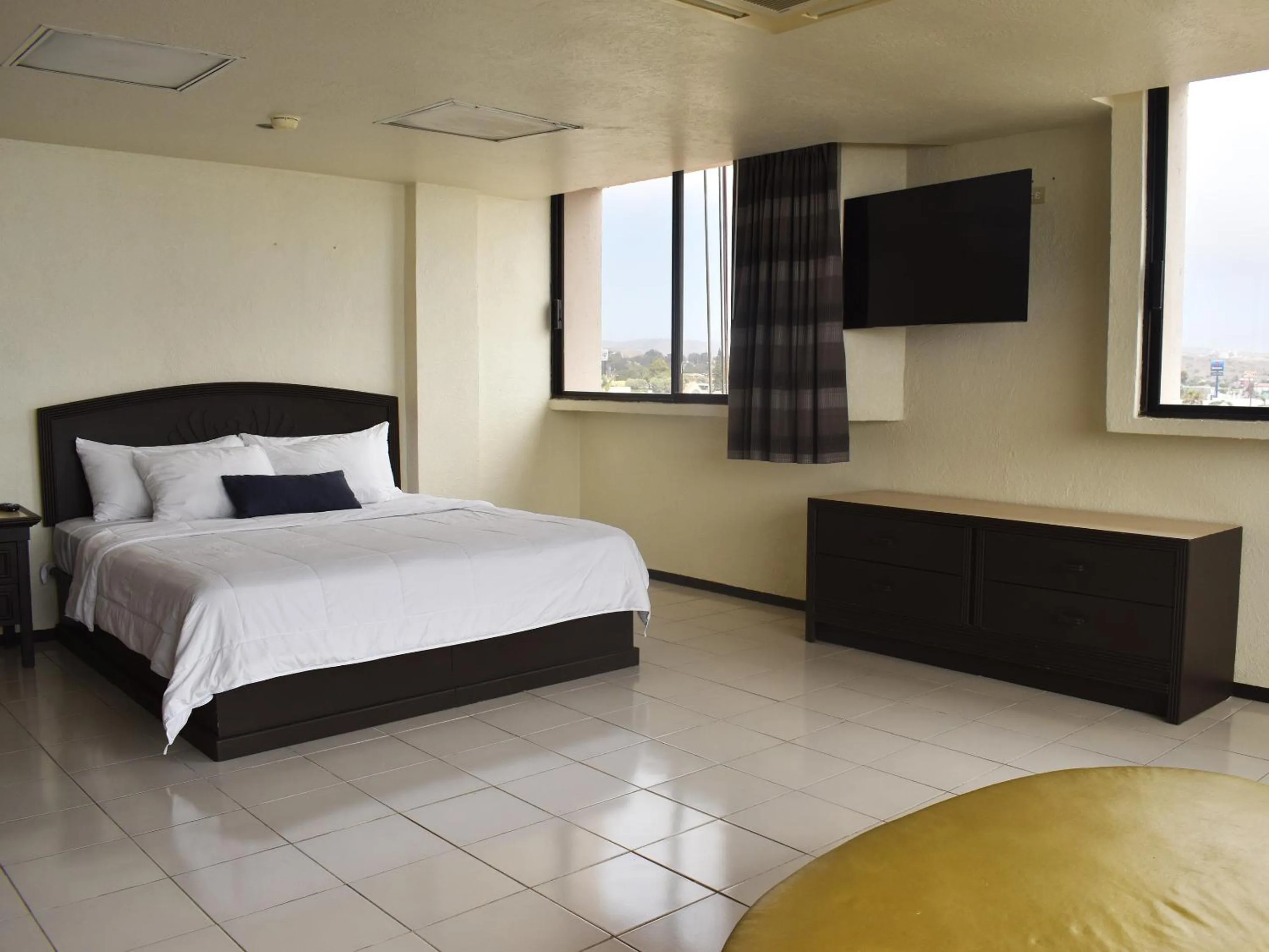 Suite with Sea View in Hotel Corona Plaza