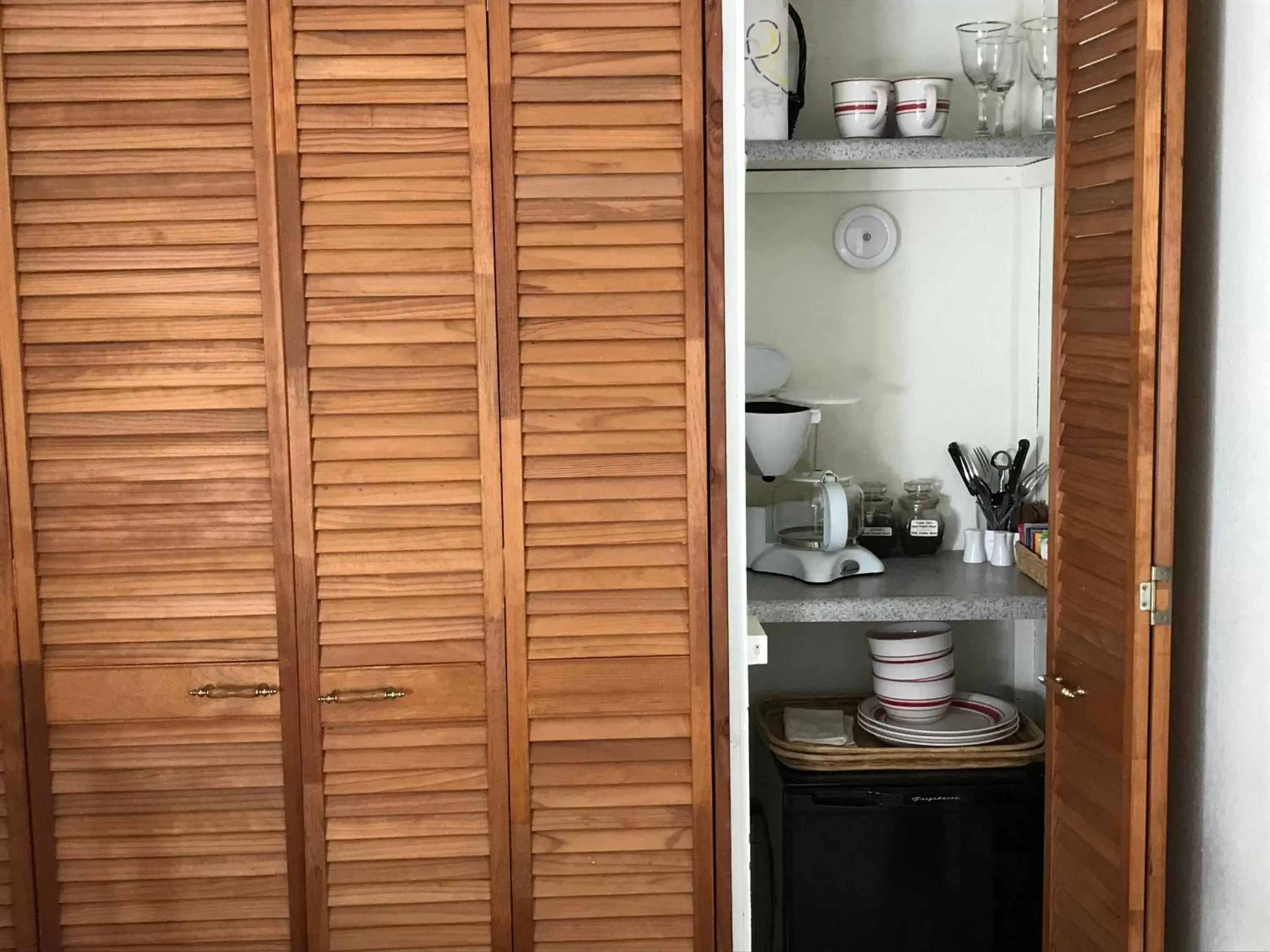 Superior Triple Room in Backyard Garden Oasis Superior Triple Room in Backyard Garden Oasis