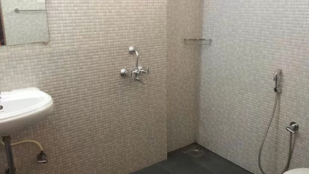 Bedroom, Bathroom in Hotel Bonanza