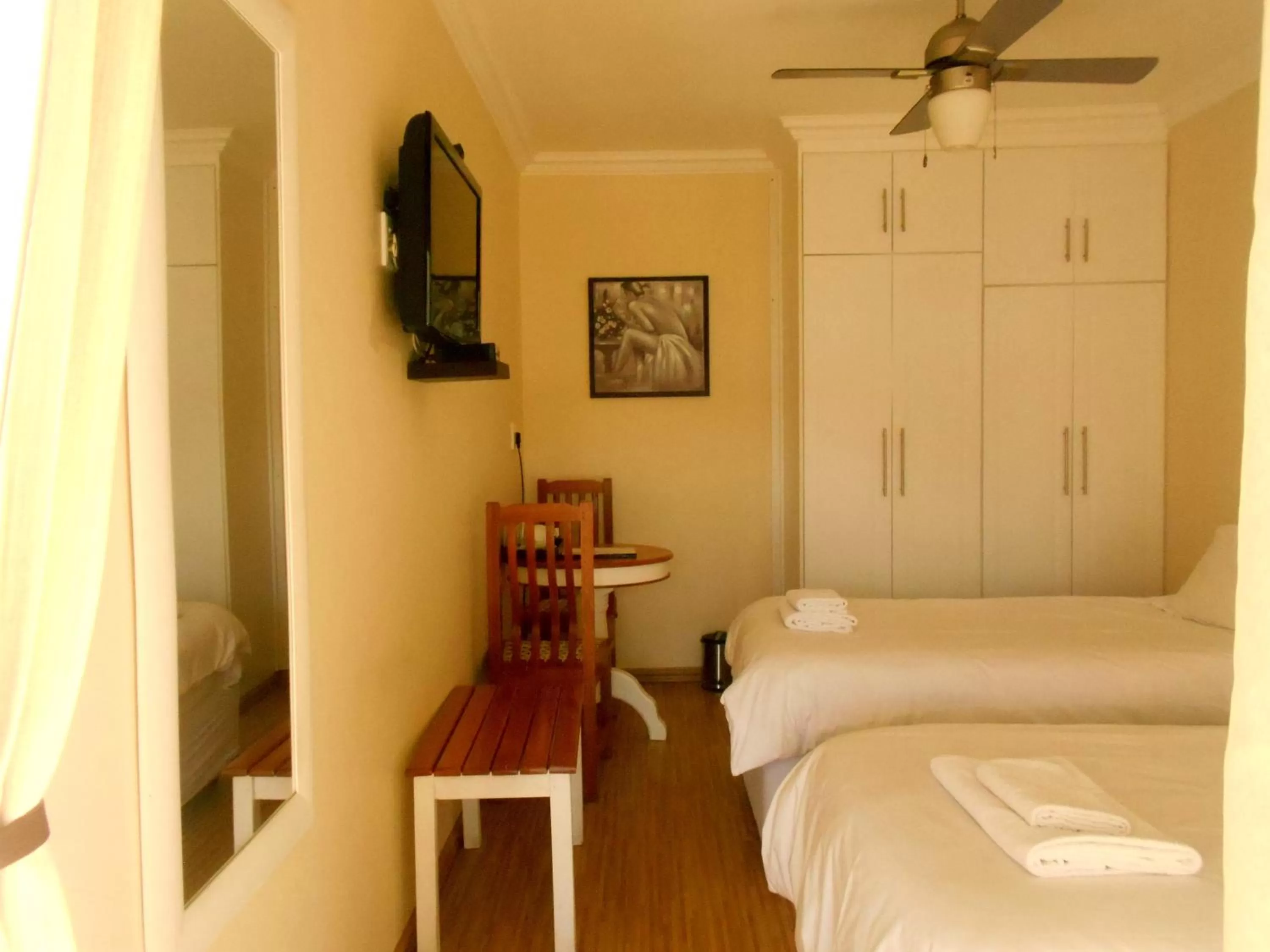 Photo of the whole room, Bed in Majestic Guesthouse