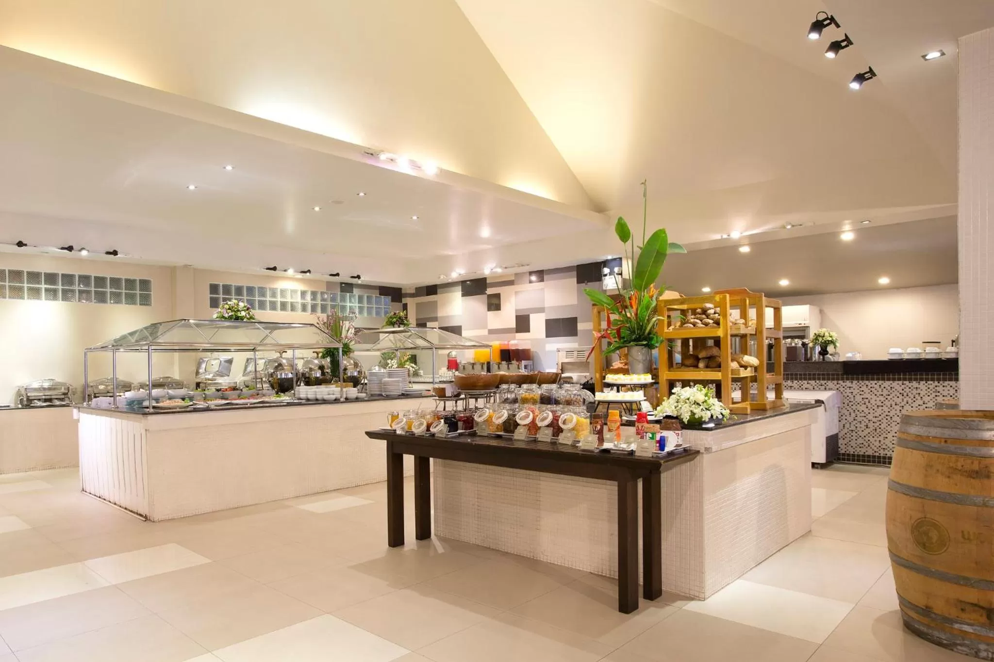 Breakfast, Restaurant/Places to Eat in TUI BLUE Khao Lak Resort - SHA Plus