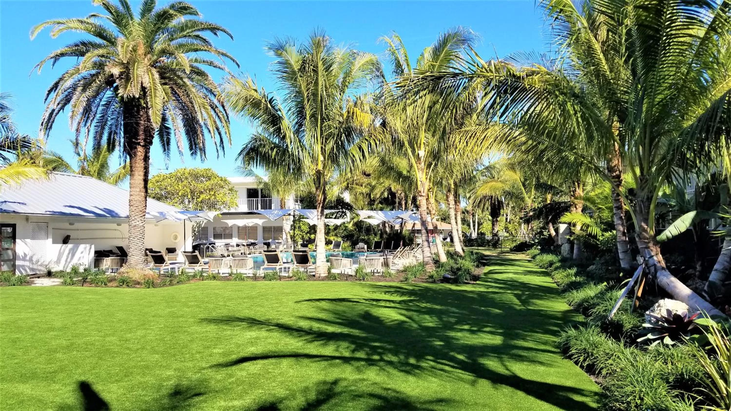 Property building in Bali Hai Beachfront Resort and Spa