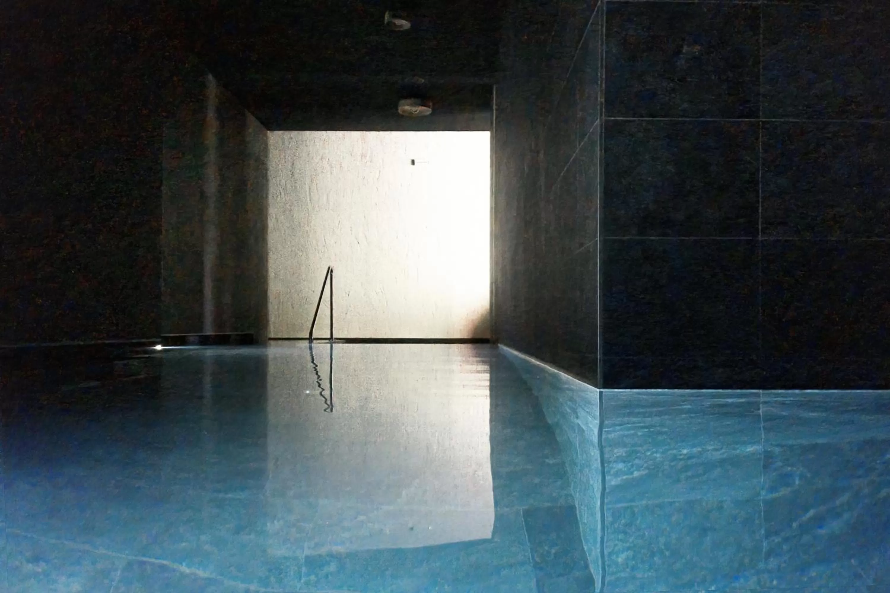 Swimming pool in Bio Aparthotel Blaslahof