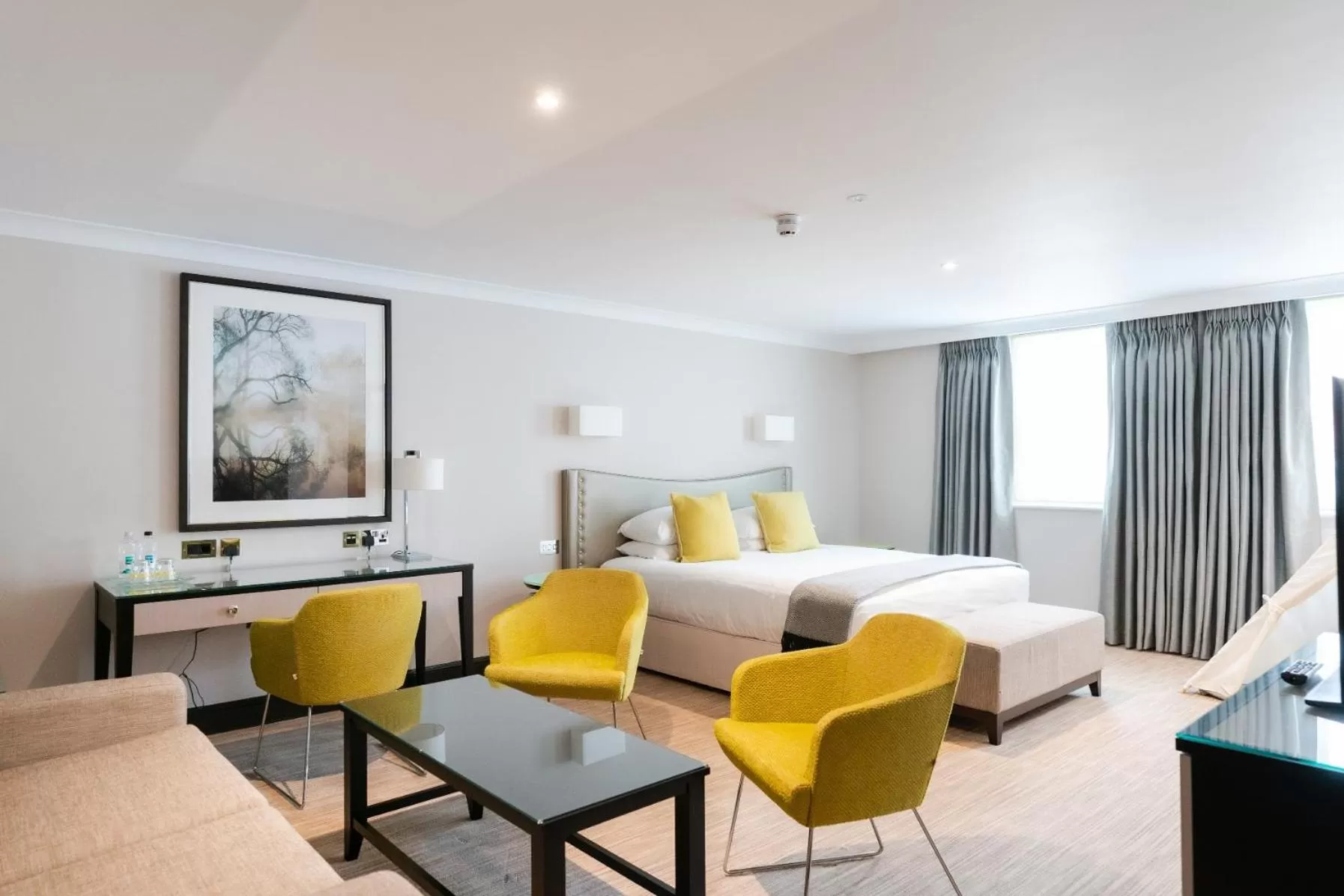 Photo of the whole room, Bed in Royal Berkshire