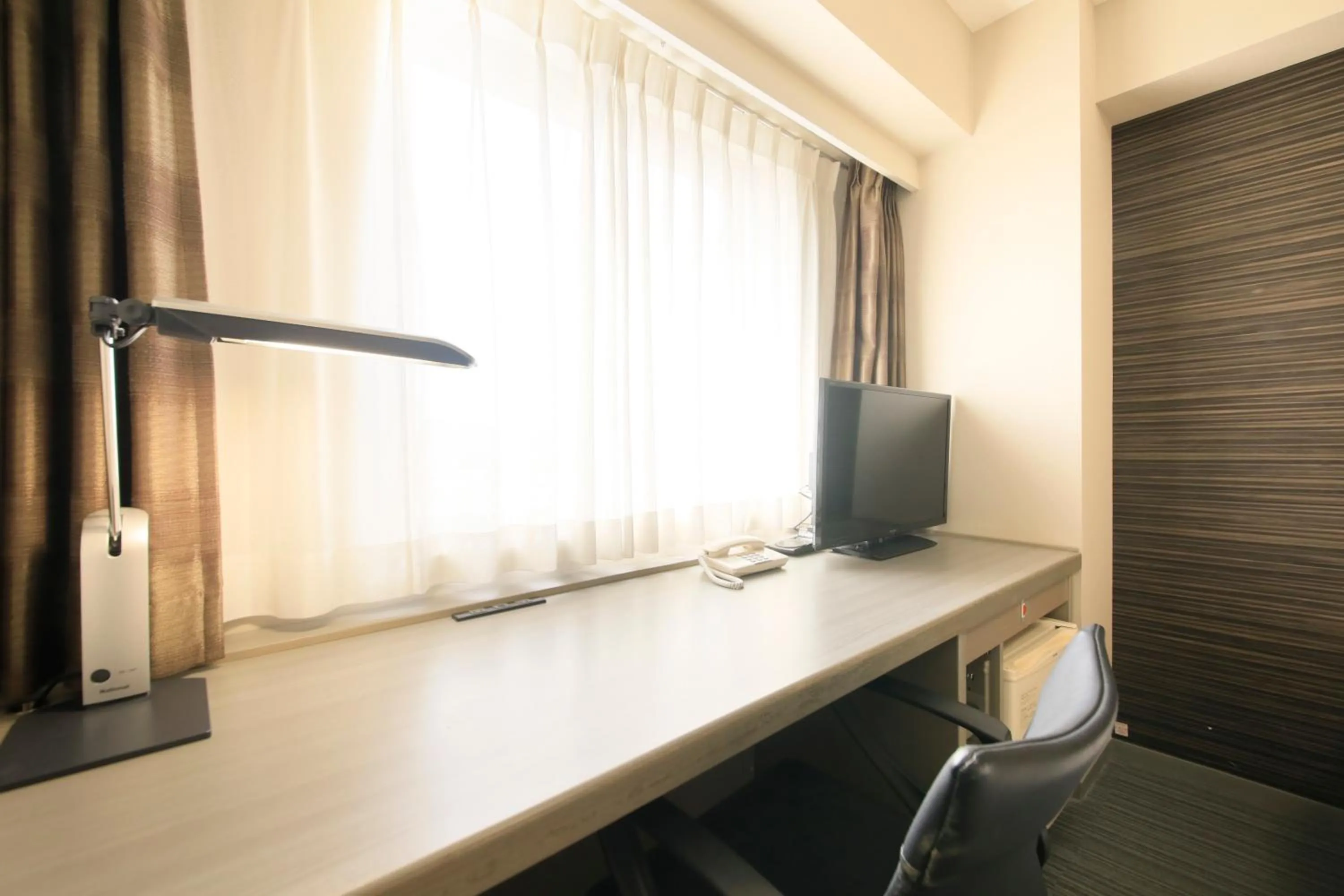 TV and multimedia in Daiwa Roynet Hotel Tokyo Osaki