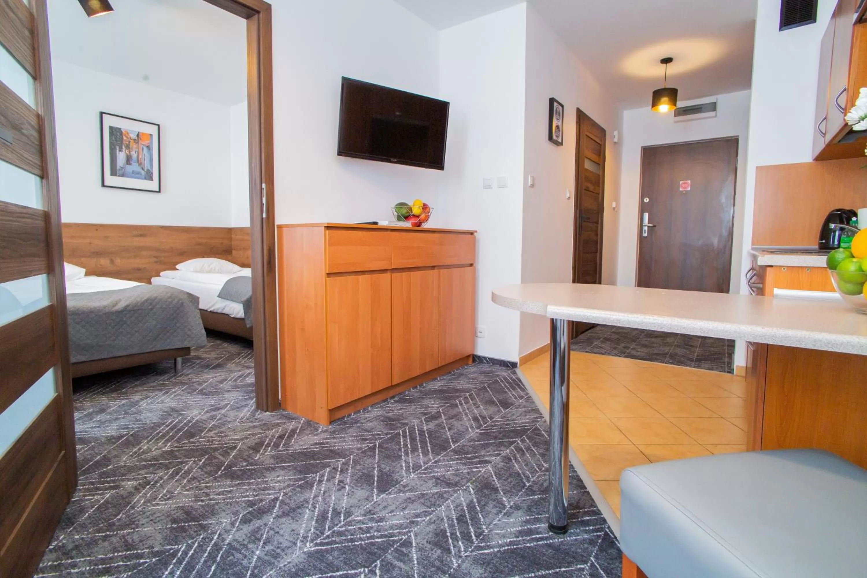 Living room, Bed in Warsaw Apartments - Apartamenty Wilanów