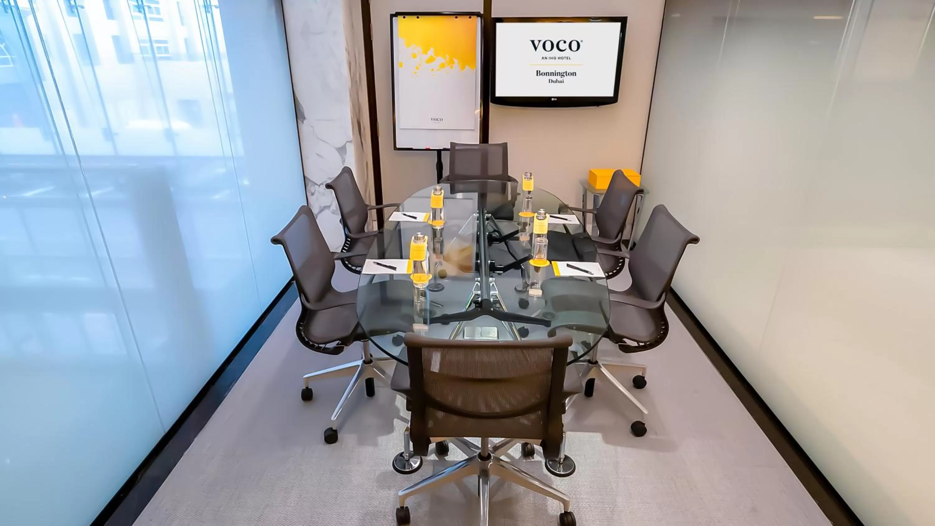 Meeting/conference room in voco - Bonnington Dubai by IHG