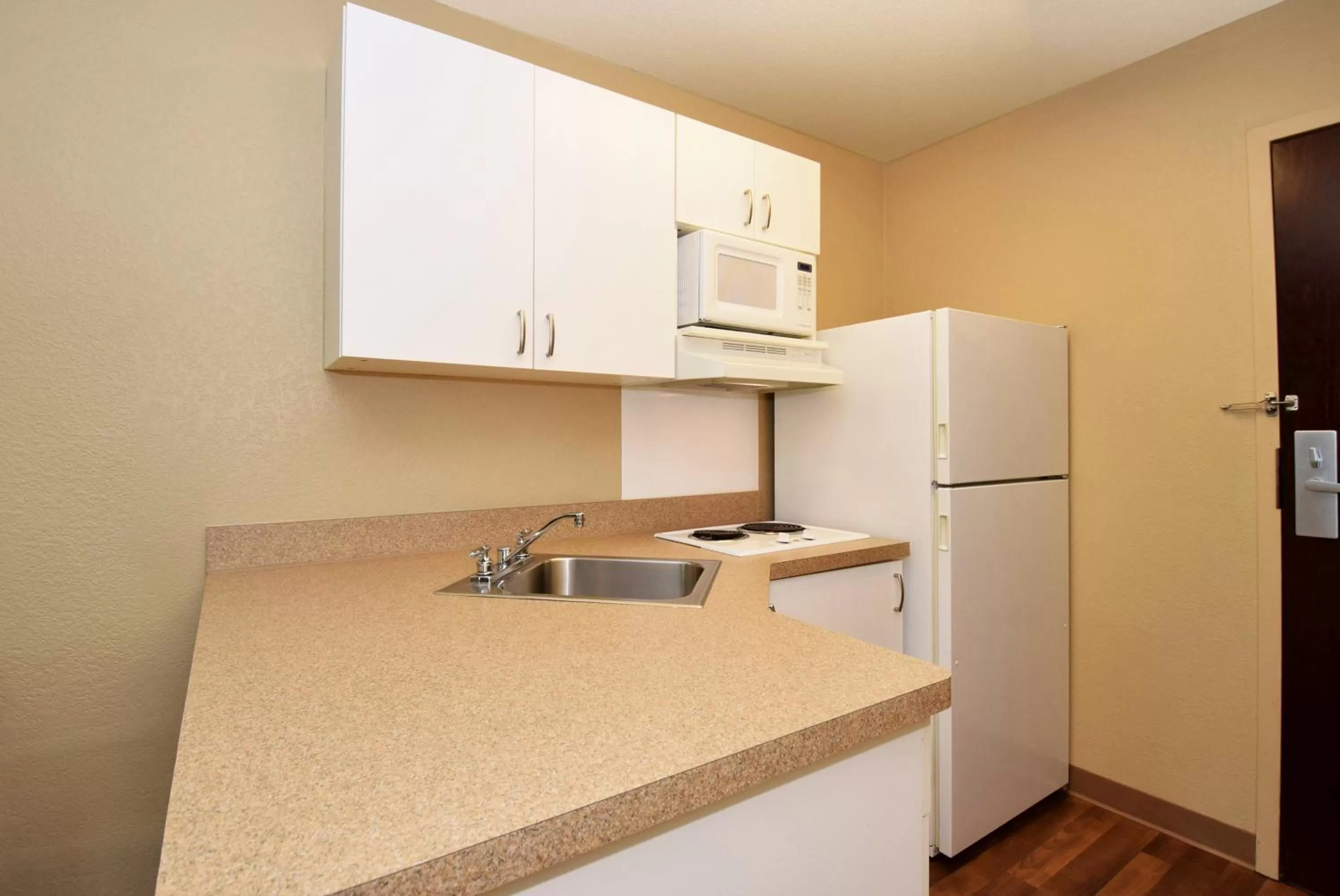 Kitchen or kitchenette in Extended Stay America Suites - Seattle - Mukilteo
