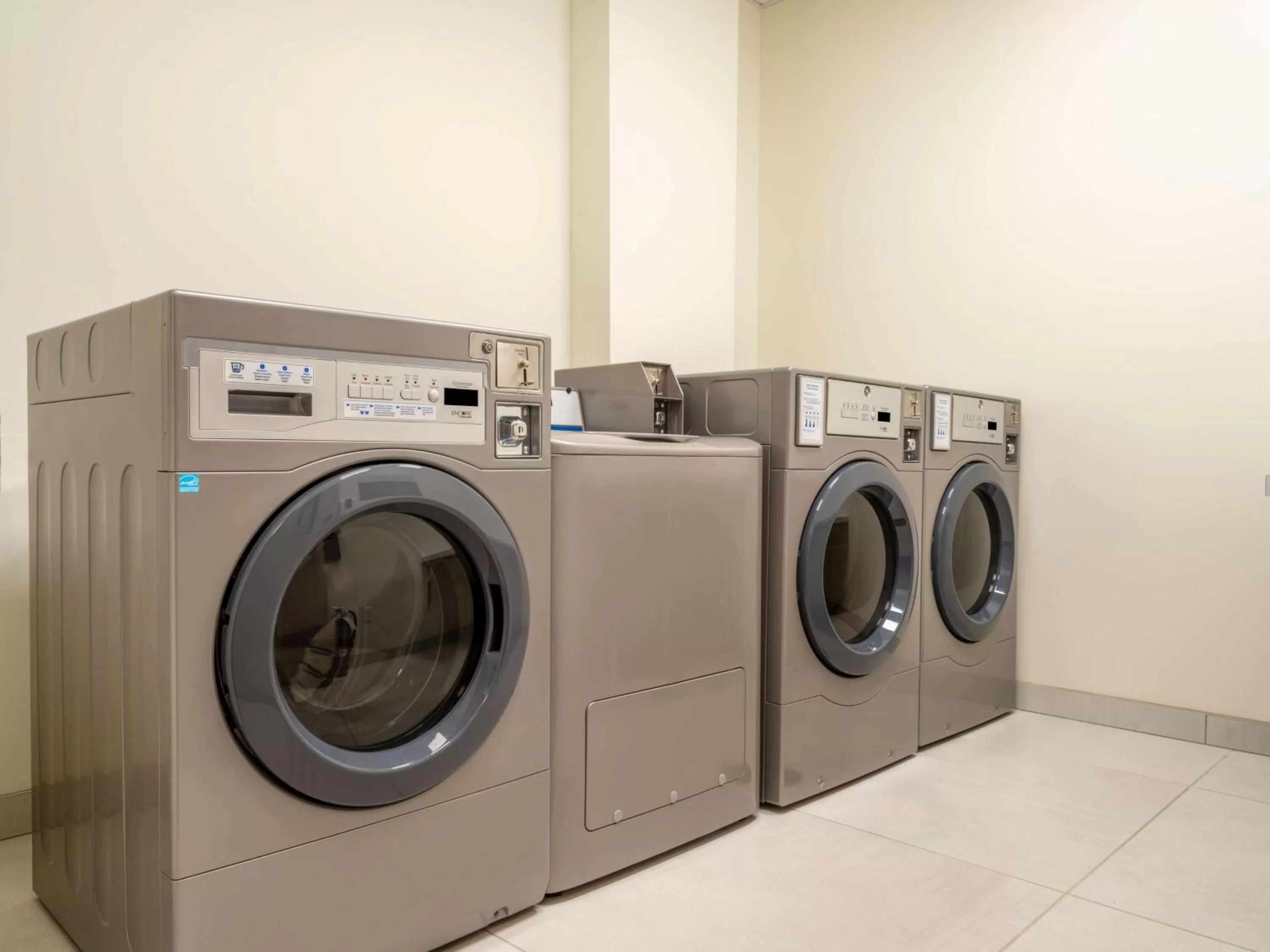 laundry in Hilton Garden Inn Jeffersonville, In