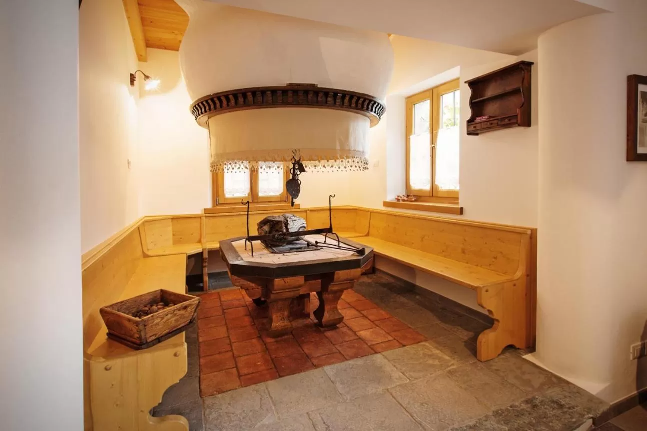 Decorative detail, Dining Area in Albergo Diffuso Tolmezzo