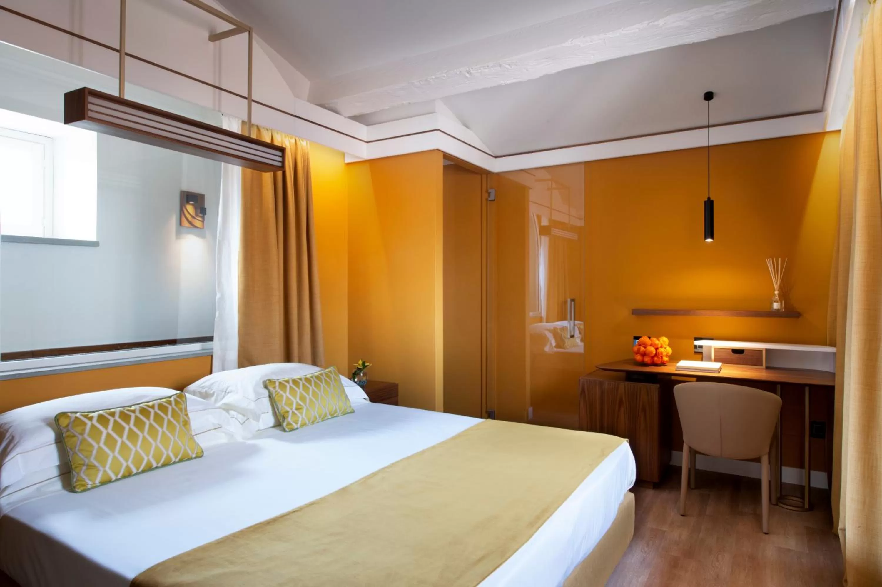 Bedroom, Bed in Hotel degli Orafi