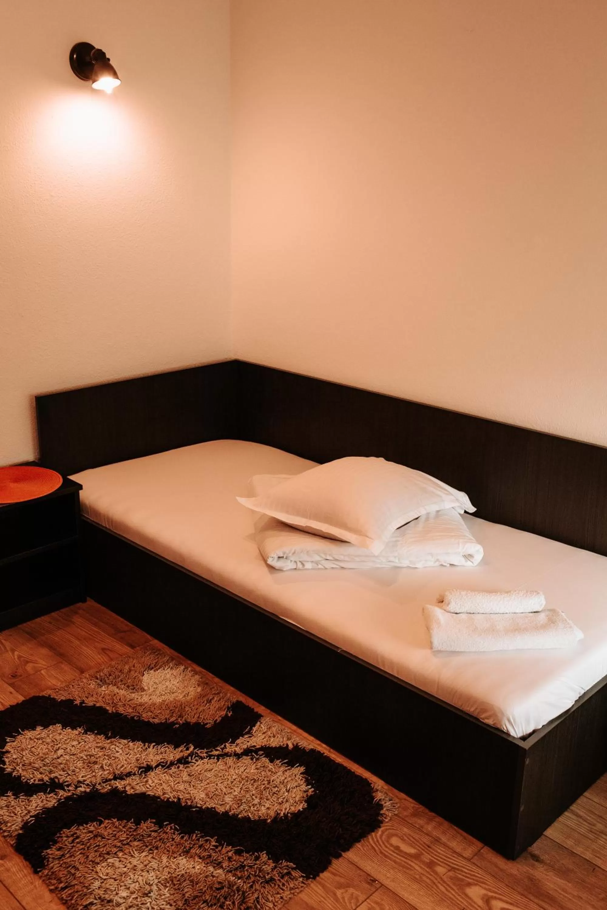 Bedroom, Bed in Pensiunea Pictorilor