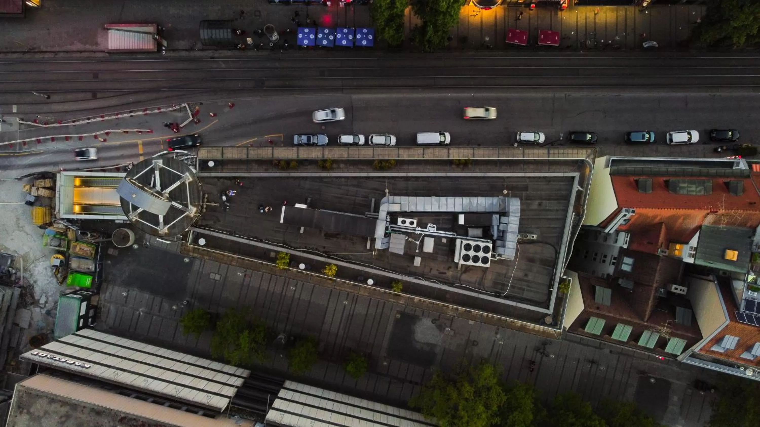 Property building in Yours Truly