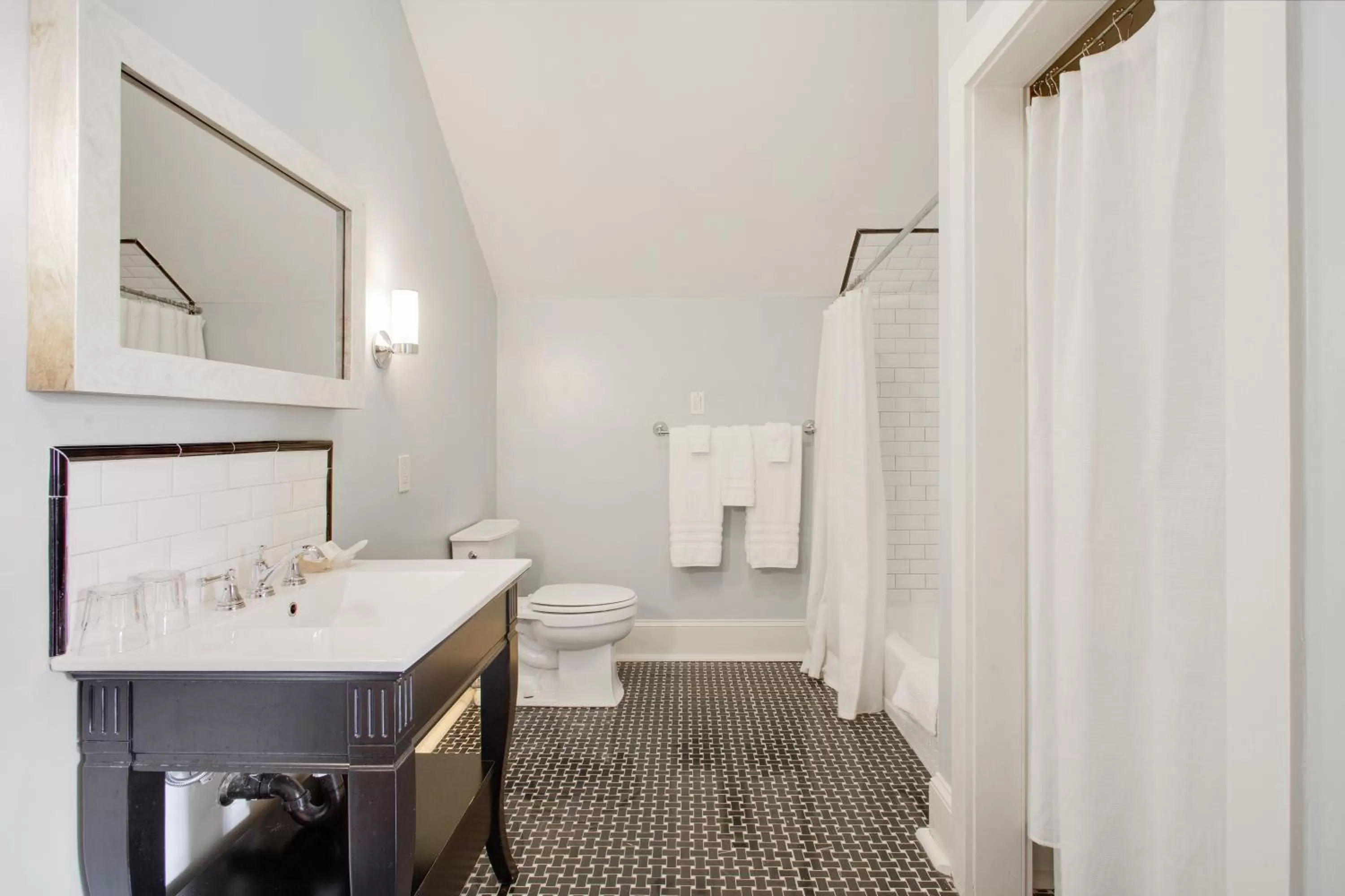 Bathroom in Maison Perrier Bed & Breakfast