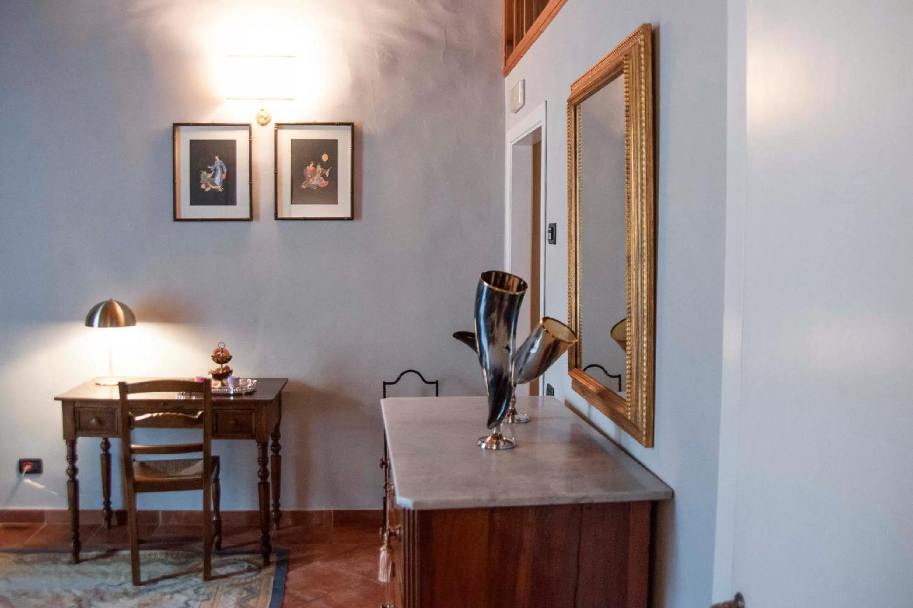 Seating area in Antica Dimora De' Benci