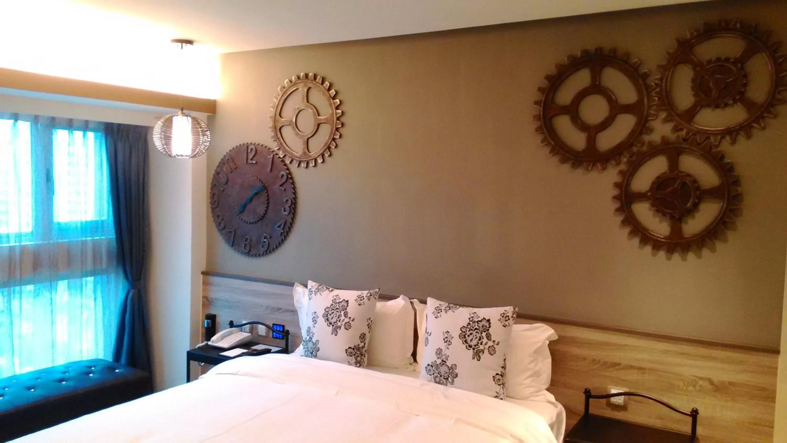 Bedroom, Bed in Walker Hotel. Ximen