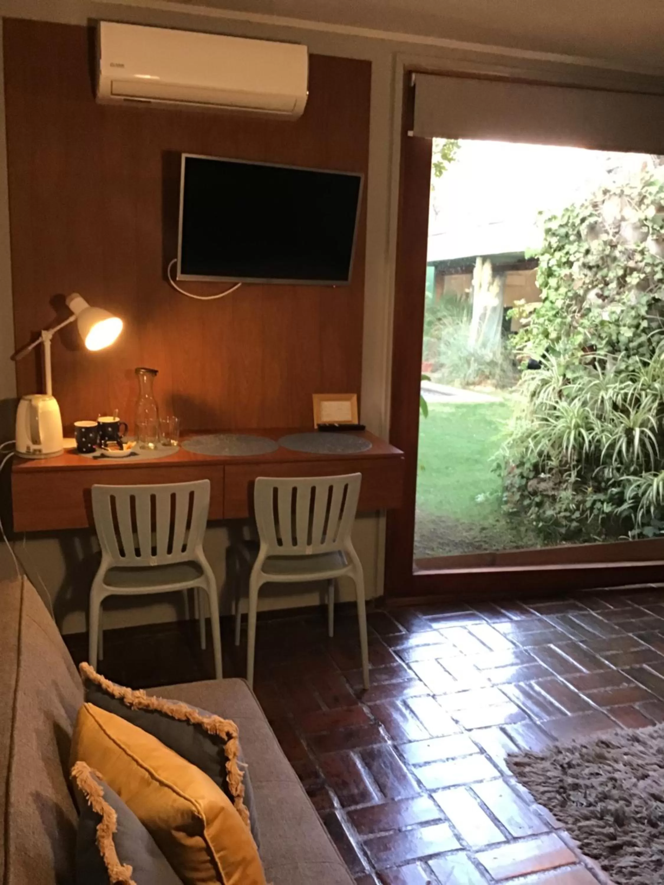 TV/Entertainment Center in Rent apart Las Condes