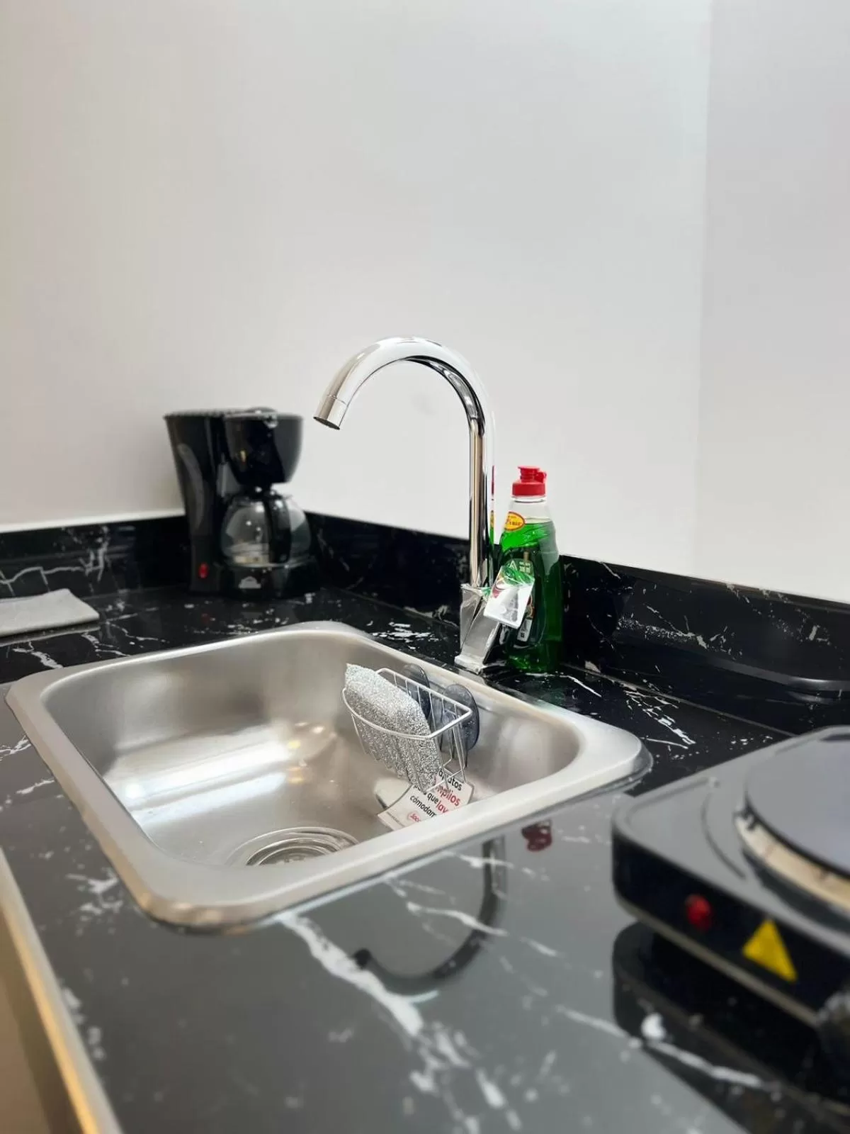 Kitchen or kitchenette, Kitchen/Kitchenette in Hotel boutique bussines center